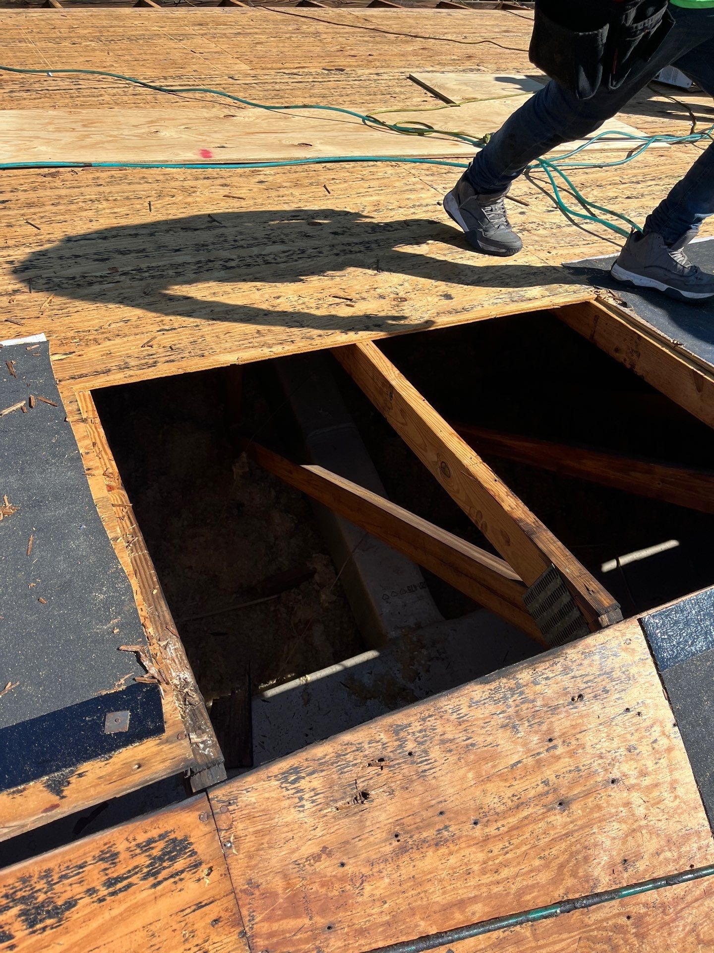 Project in Largo 33770 by Mitchell Roofing Company LLC