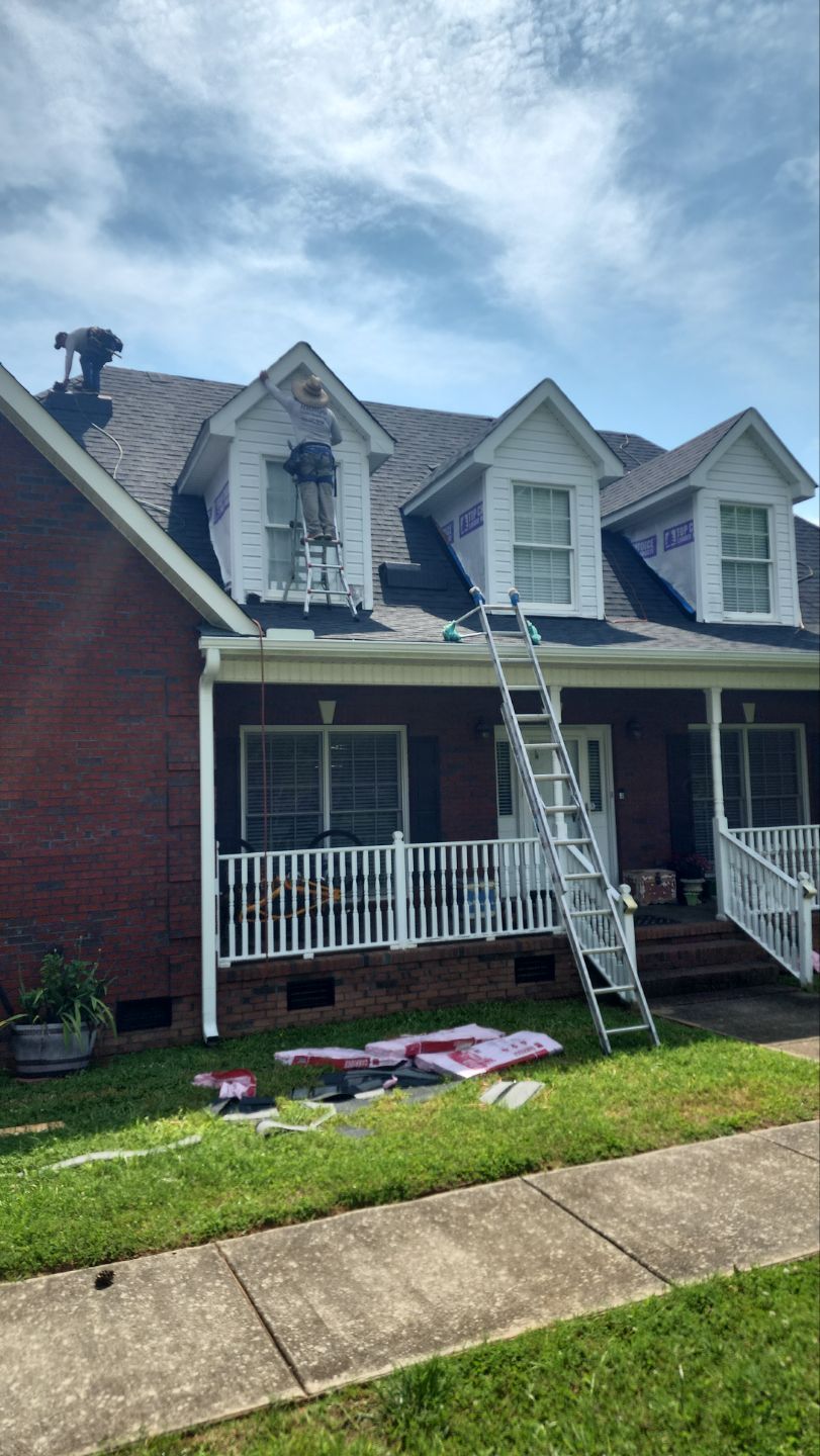 Residential Roofing Installation using Owens Corning® Oakridge Onyx Black by Indigo State Roofing