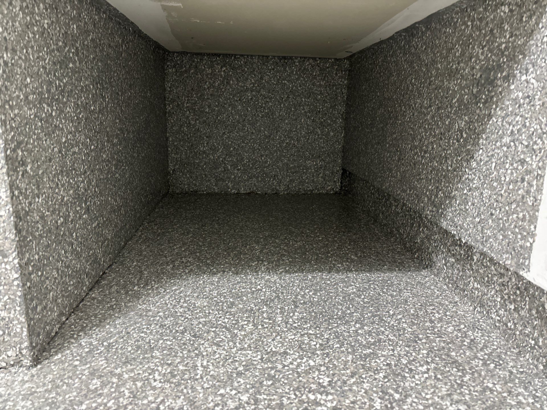 Stoney Creek Garage Floor Coating by Level 10 Coatings