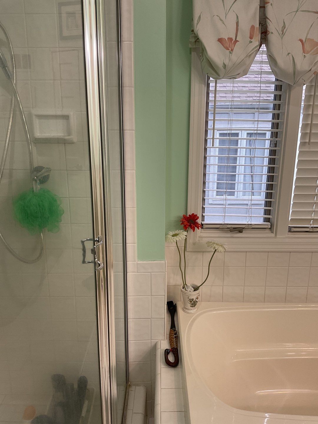 Neo-angle shower by The Shower Company