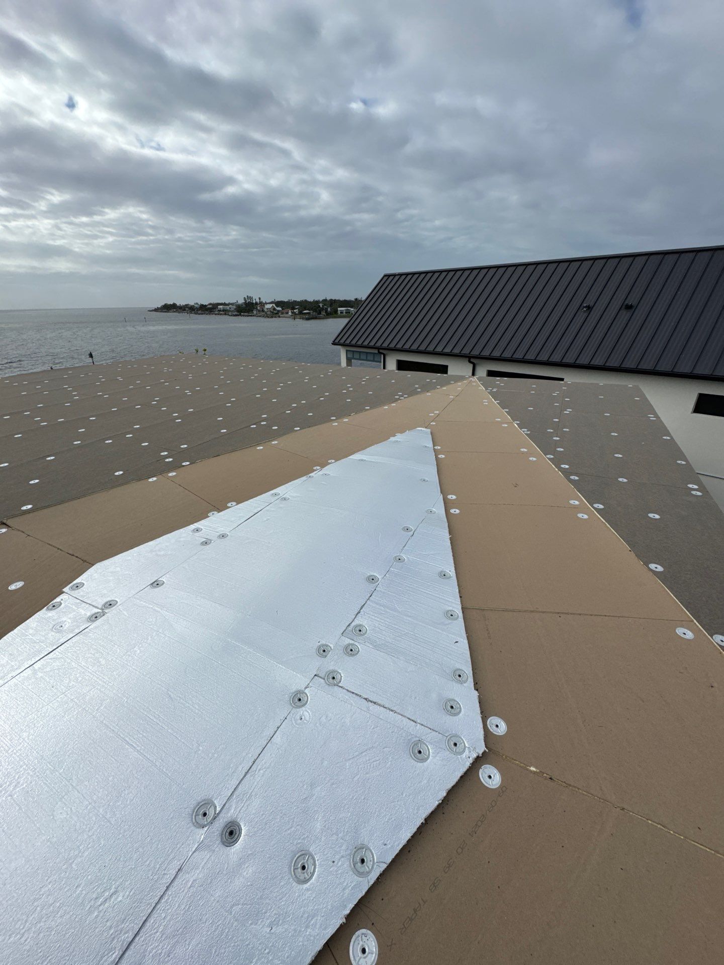 Project in St. Petersburg 33705 by Mitchell Roofing Company LLC 