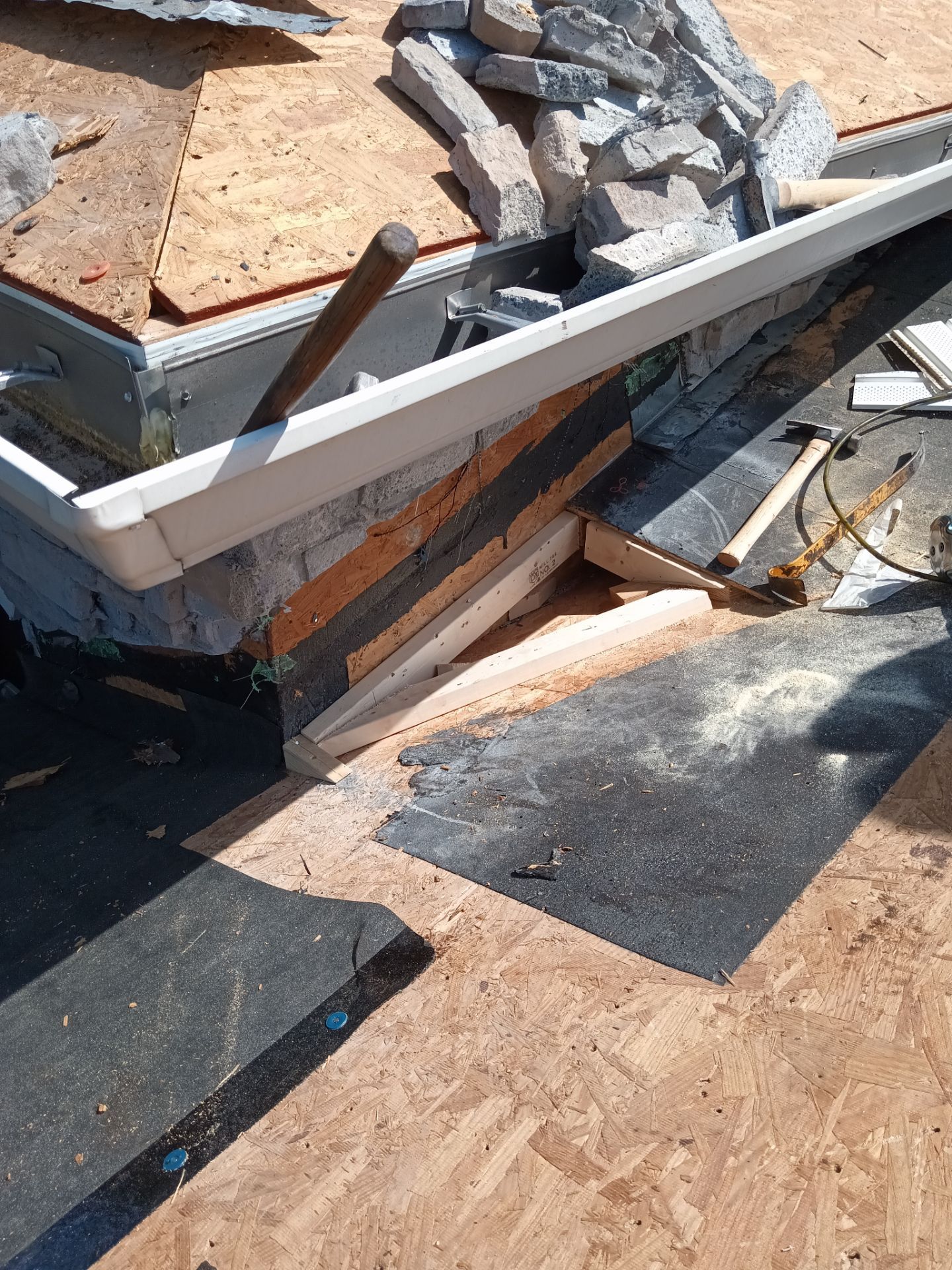 Roof Replacement in Apollo Beach, FL by Shingle Masters Roofing