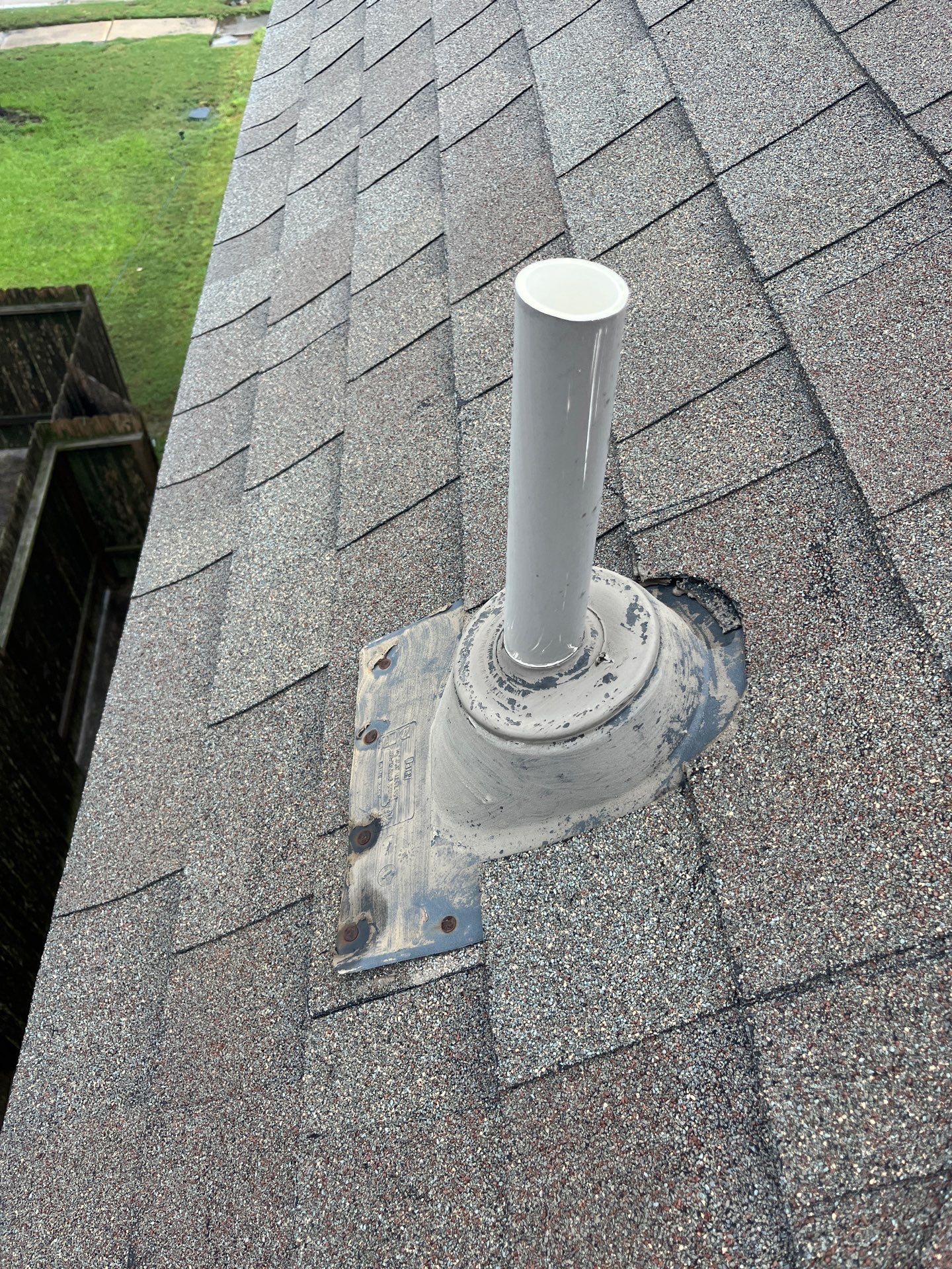 Hail Damage using Owen's Corning Duration (Lifetime) Shingles by Roof Repair Company