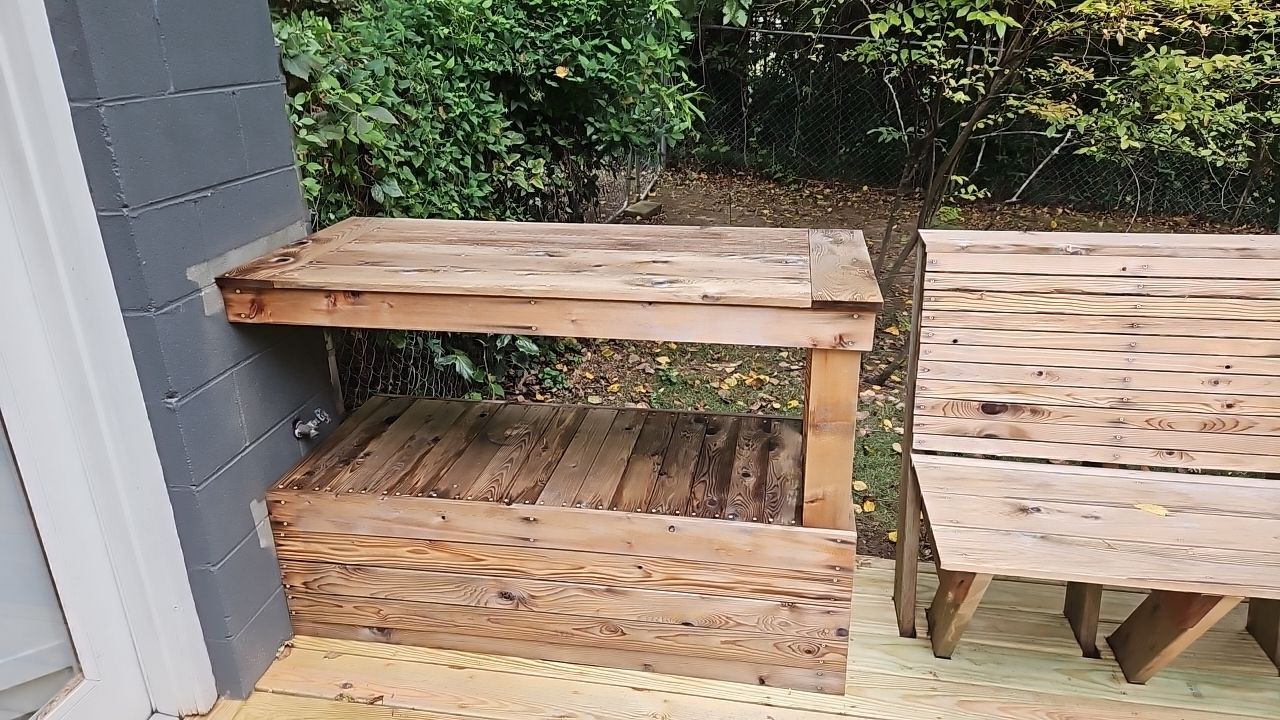 Windsor Blvd - Deck Installation by Pillar and Pine