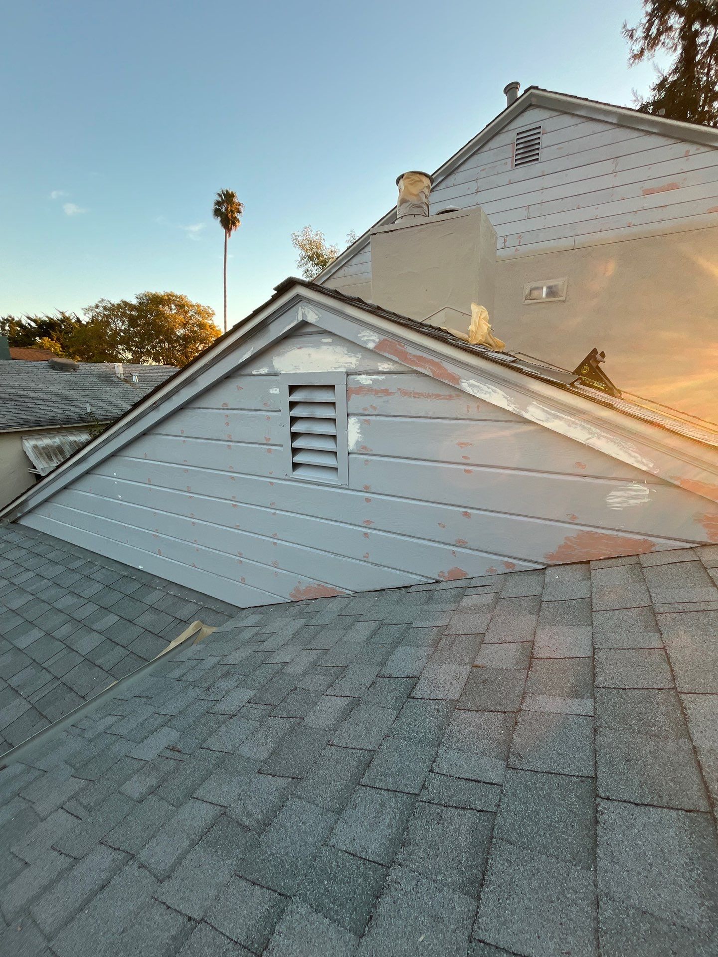 Exterior repaint-siding and stucco by Herrera’s Bay Area Painting inc.