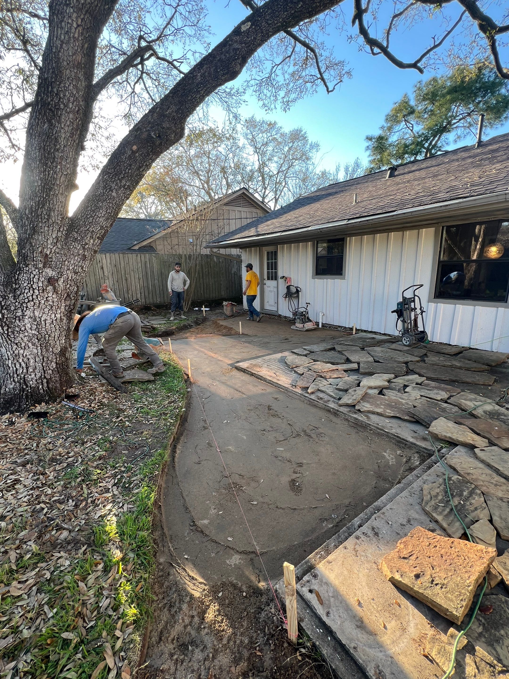 🌿 Jackie’s Outdoor Transformation — Drainage, Flagstone & Full Restoration by Texas Urban Elements