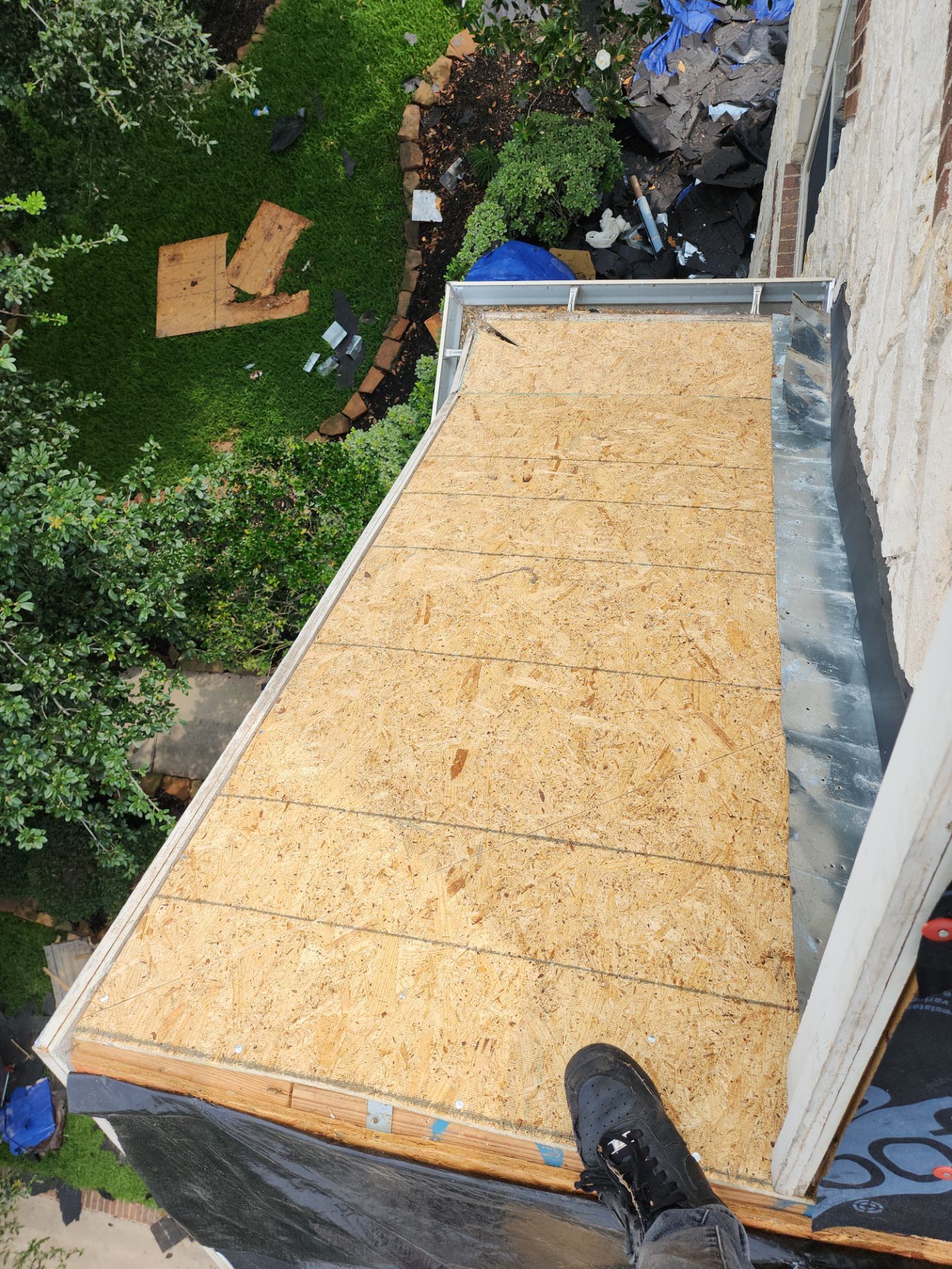 Residential Roofing Installation using Owen's Corning Duration (Lifetime) Shingles by Roof Repair Company