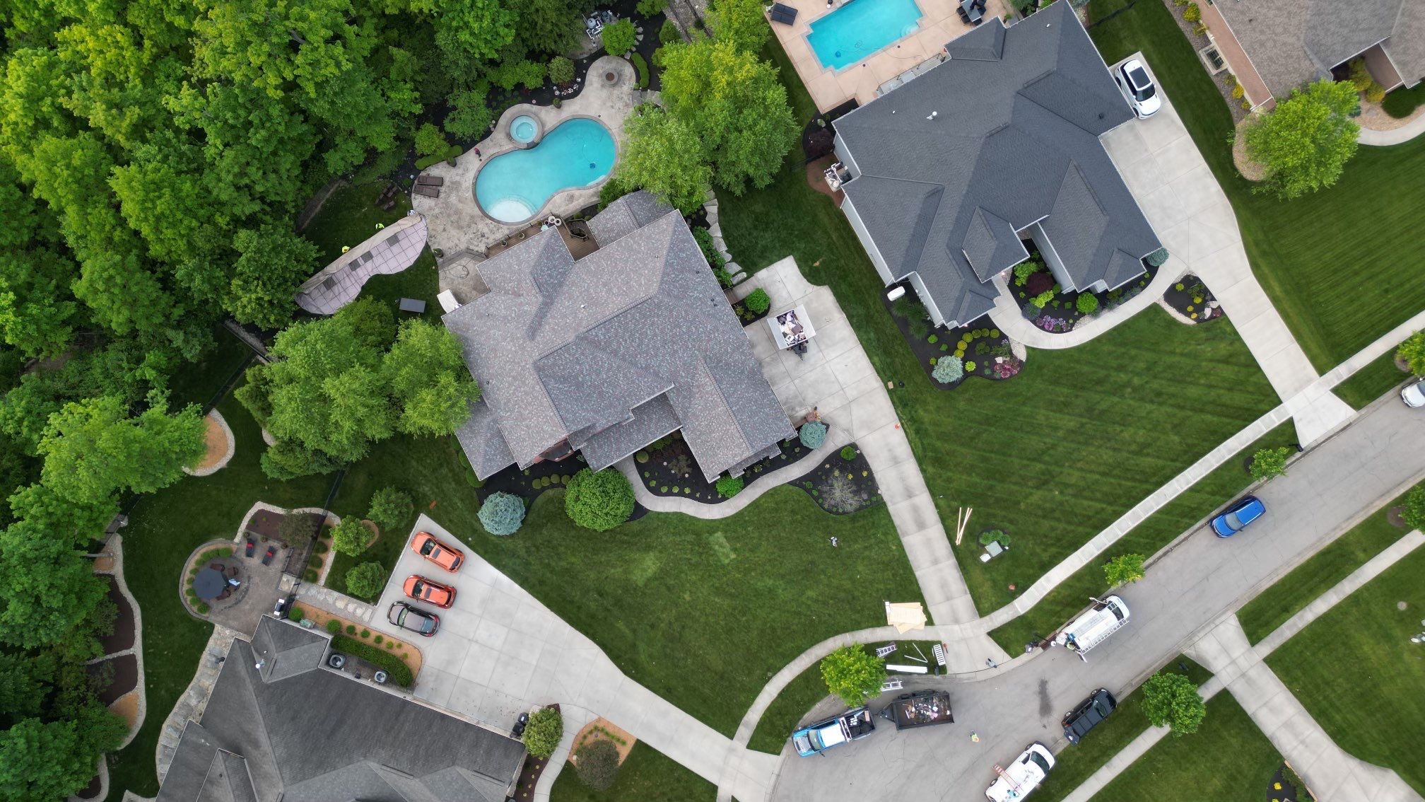 Residential Roofing Installation using Duration Series Shingles - Colonial Slate by RoofX 