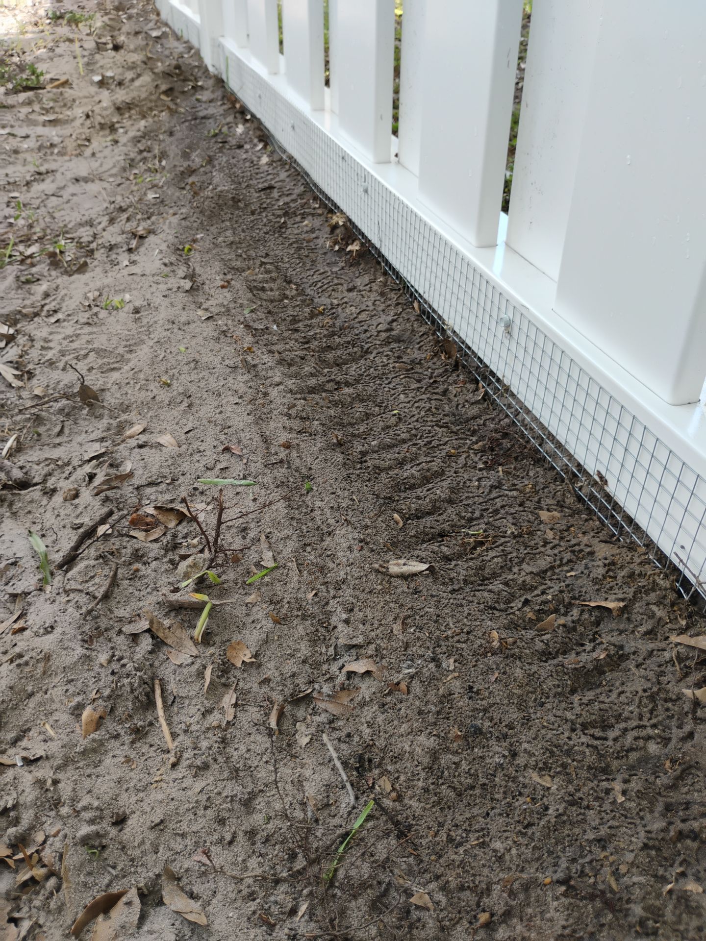 Vinyl Shadowbox Installation in Venice by True Fence LLC