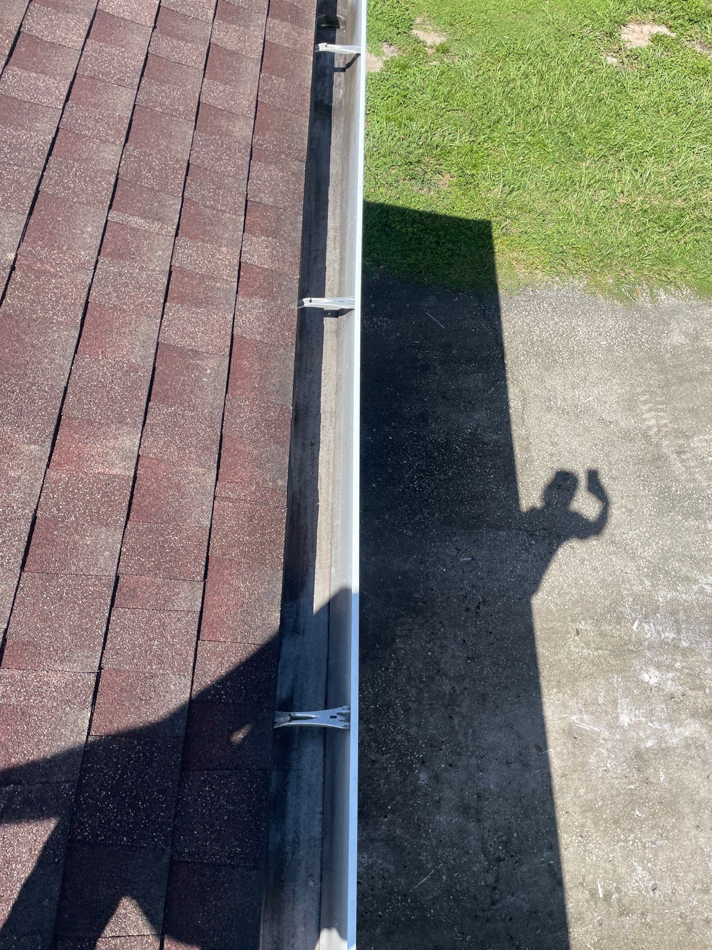 Gutter Cleaning in Brandon FL by Gutter Professors