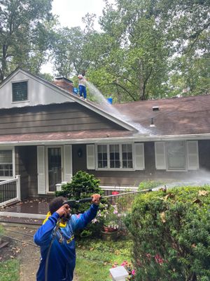 Roof Cleaning in Lincroft, NJ