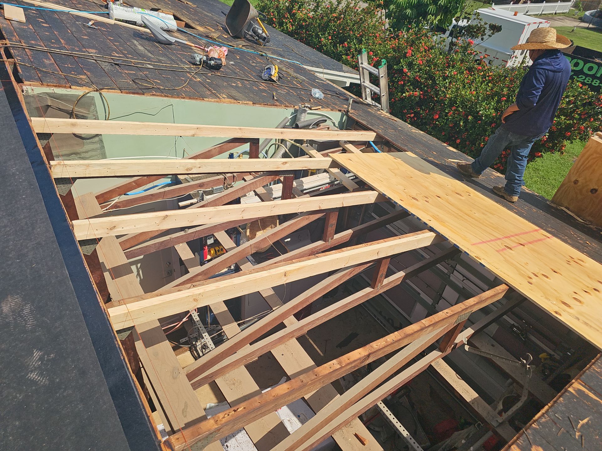 Project in Pinellas Park 33782 by Mitchell Roofing Company LLC