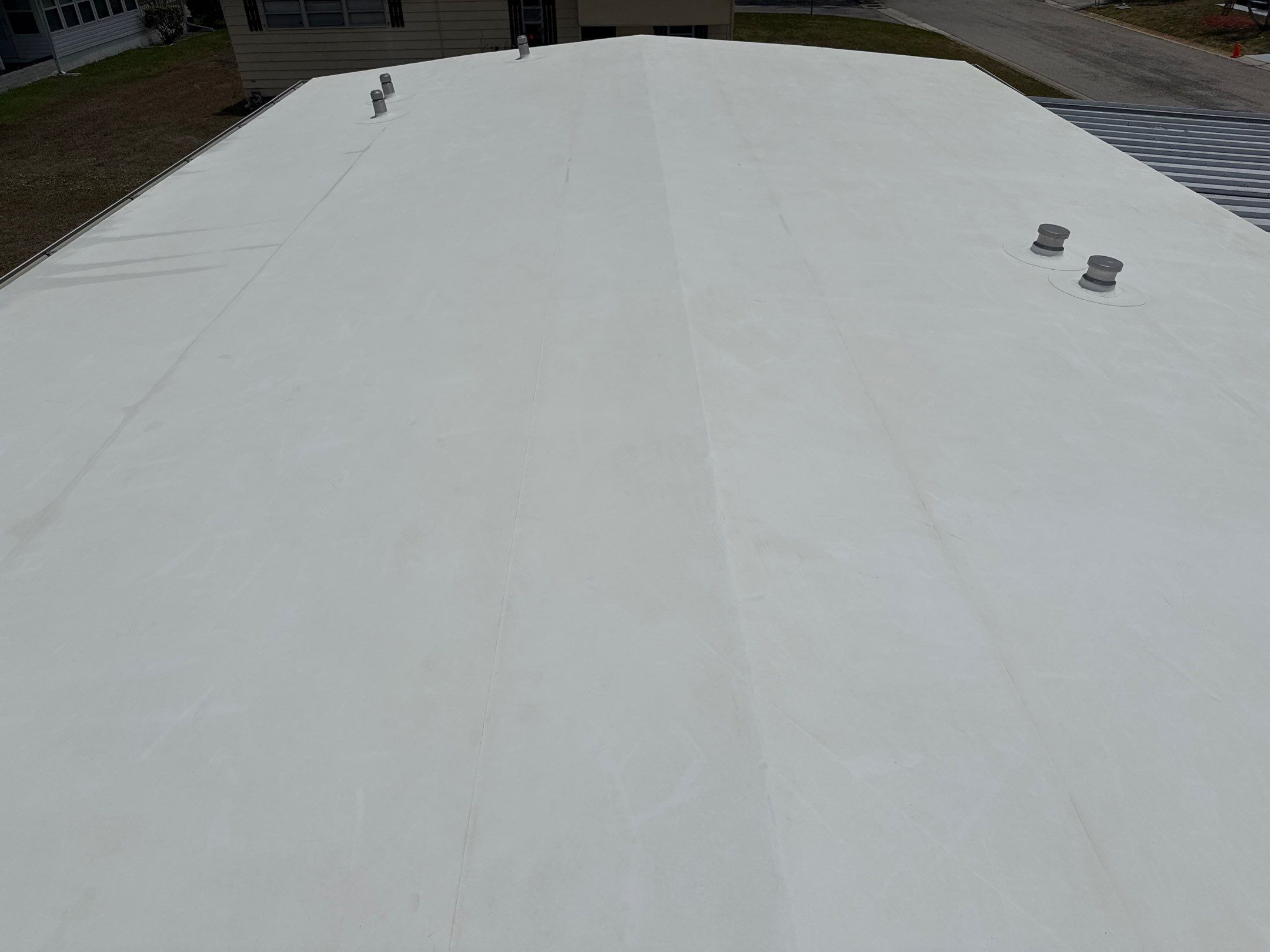 TPO Roof Cleaning in Shadow Brook Mobile Home Park – Palmetto, FL by Sunshine AquaWash