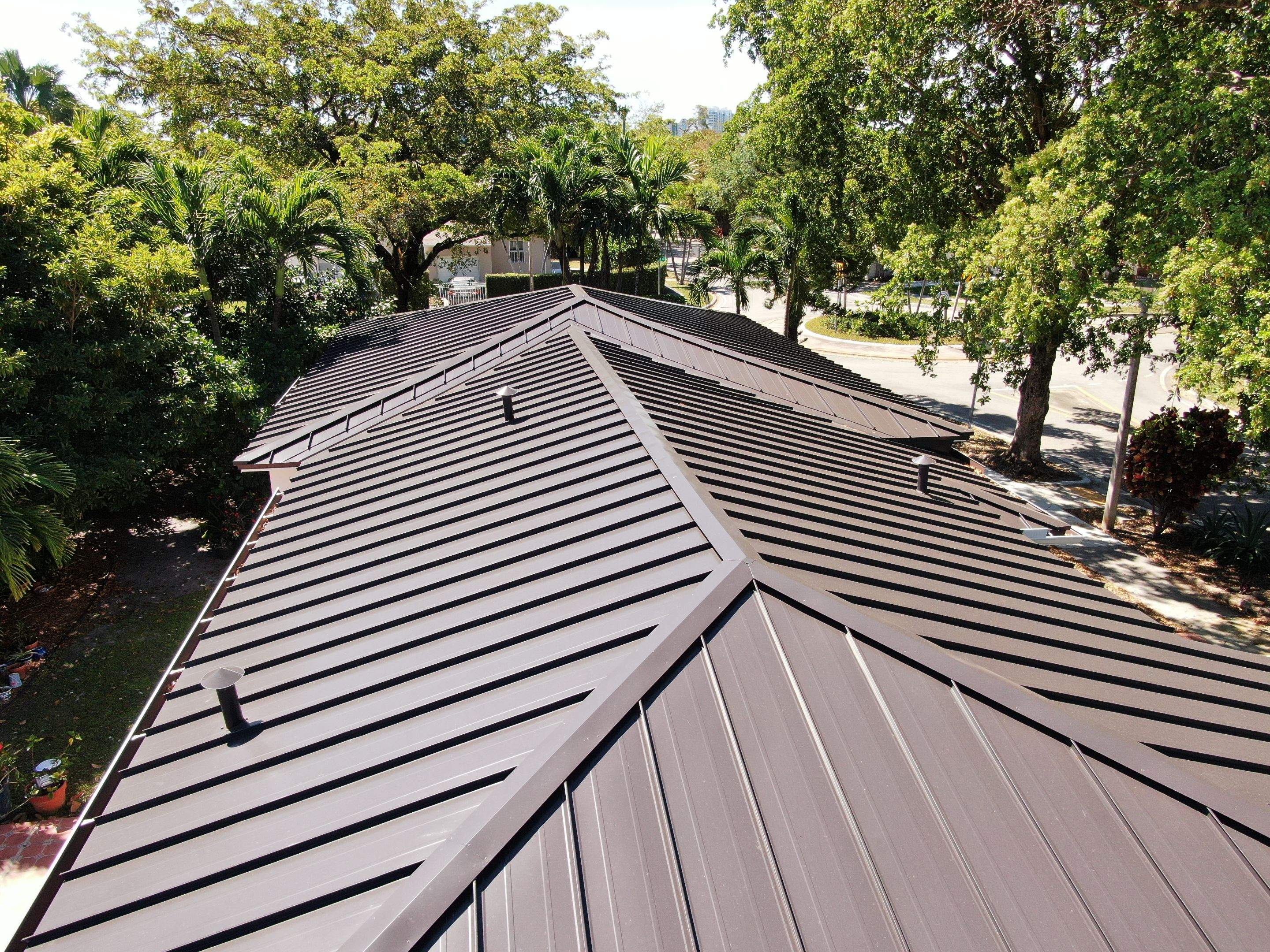 Metal Roof - Galvalume - Dark Bronze by Istueta Roofing