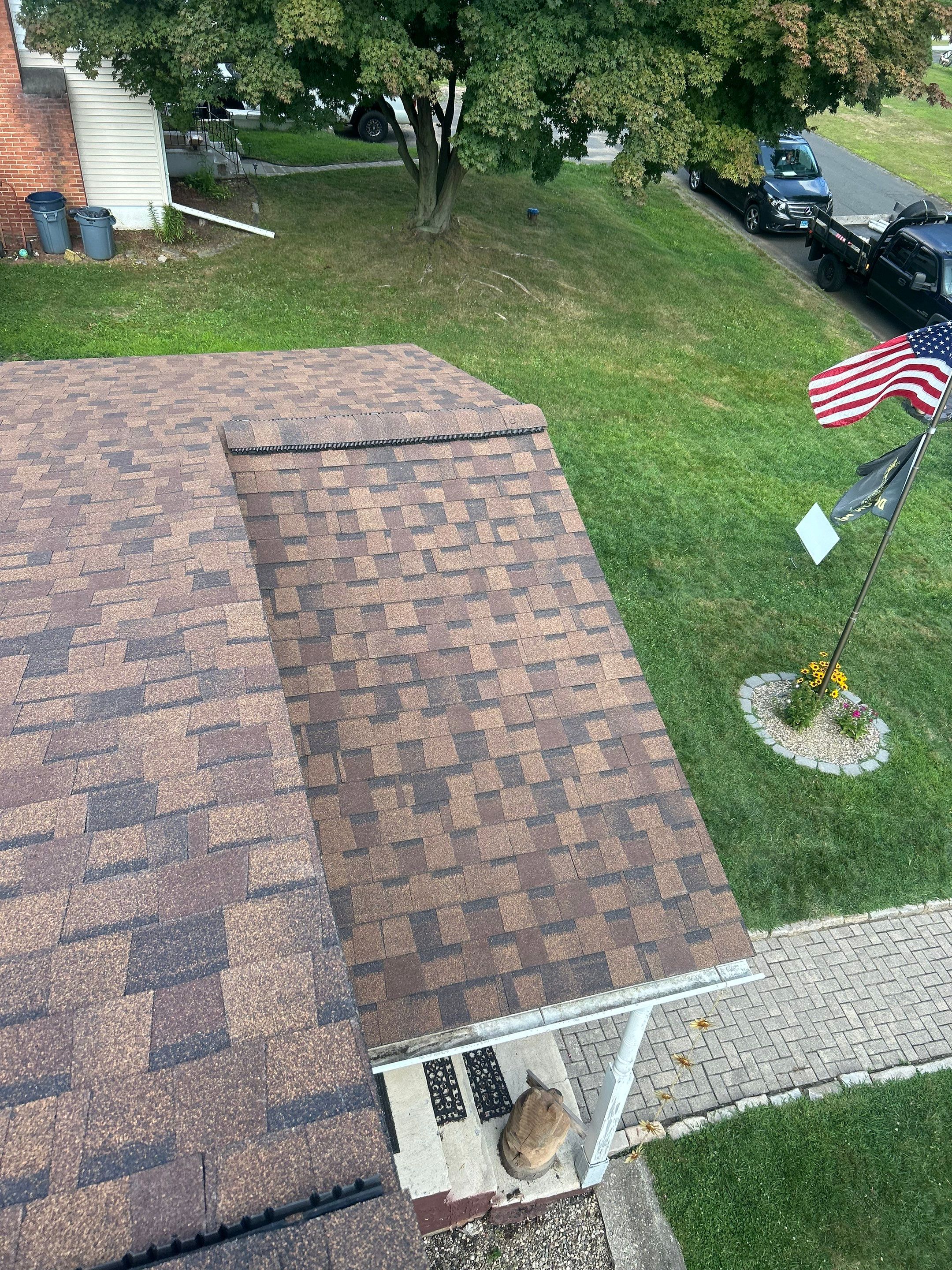 Atlas Pinnacle Pristine: Hickory in Wolcott by Golden Shield Roofing