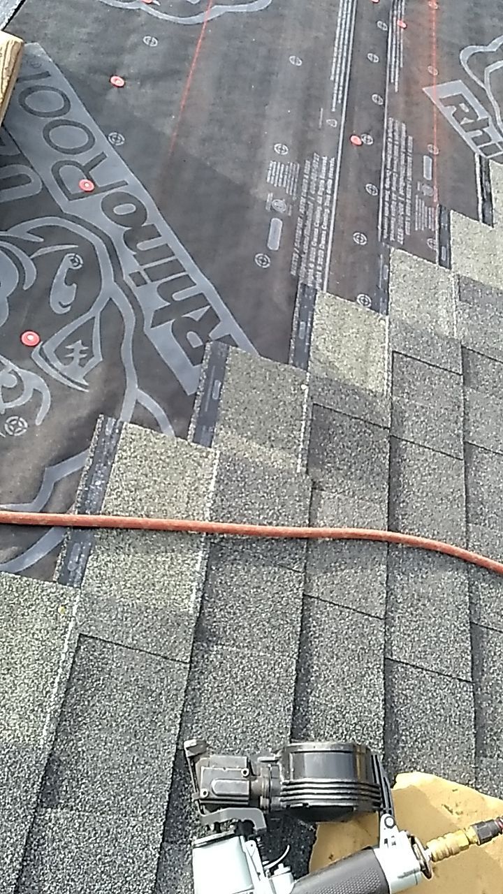 Residential Roofing Installation using Owens Corning Oakridge- Williamsburg Gray by Indigo State Roofing