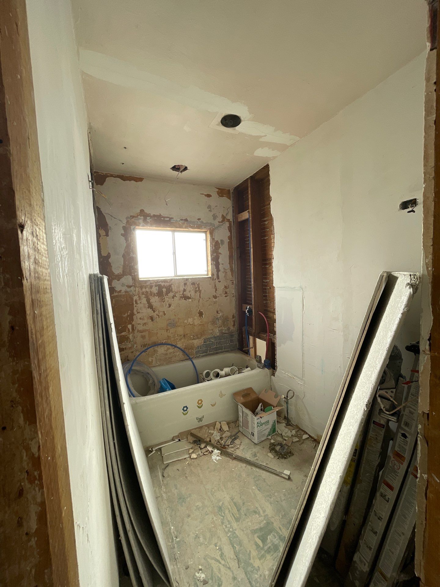 From Drab to Fab: A Spectacular Home Renovation by Castro Brothers Solutions