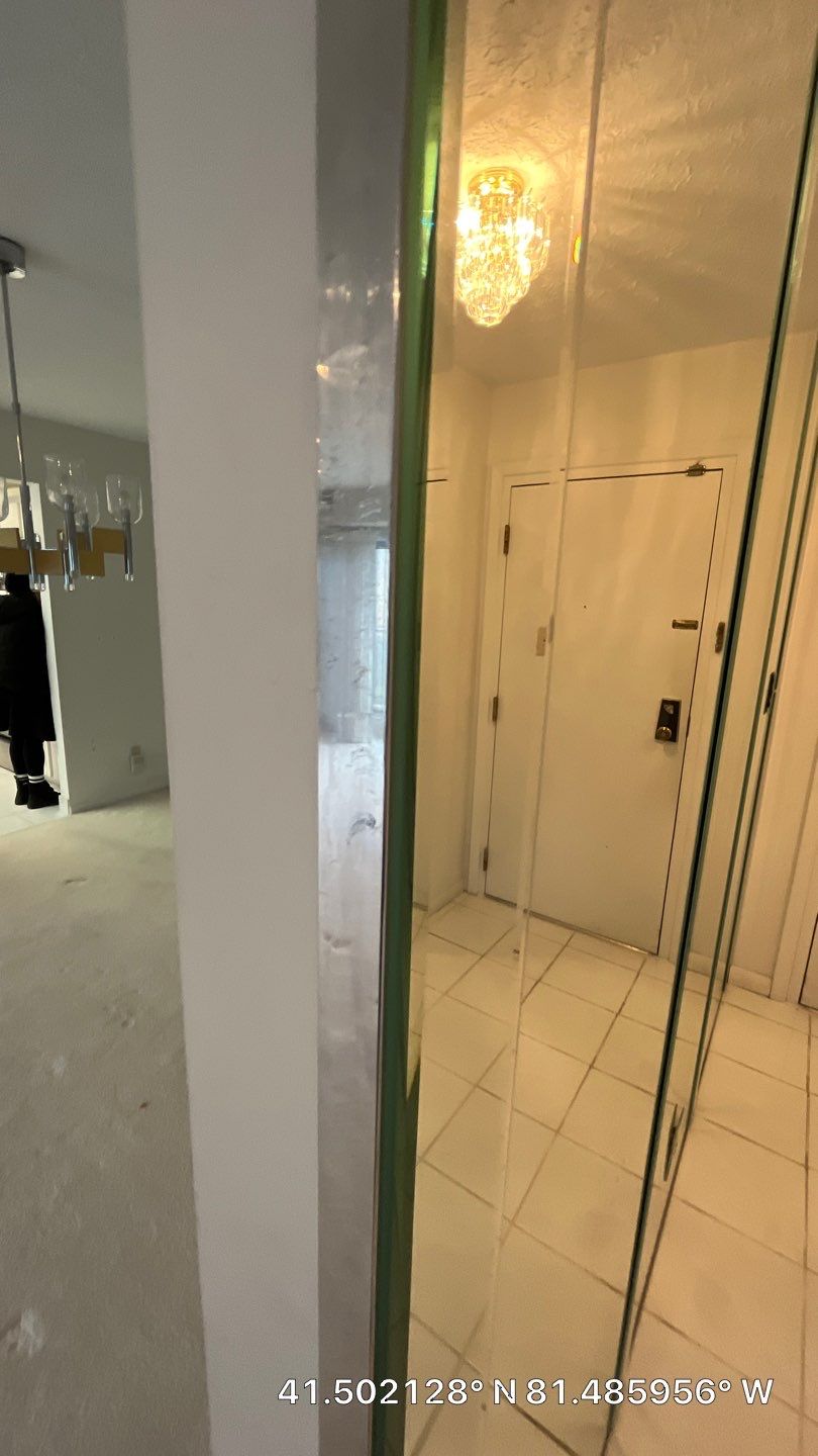 Swirski mirror removal by Best Buy Painting