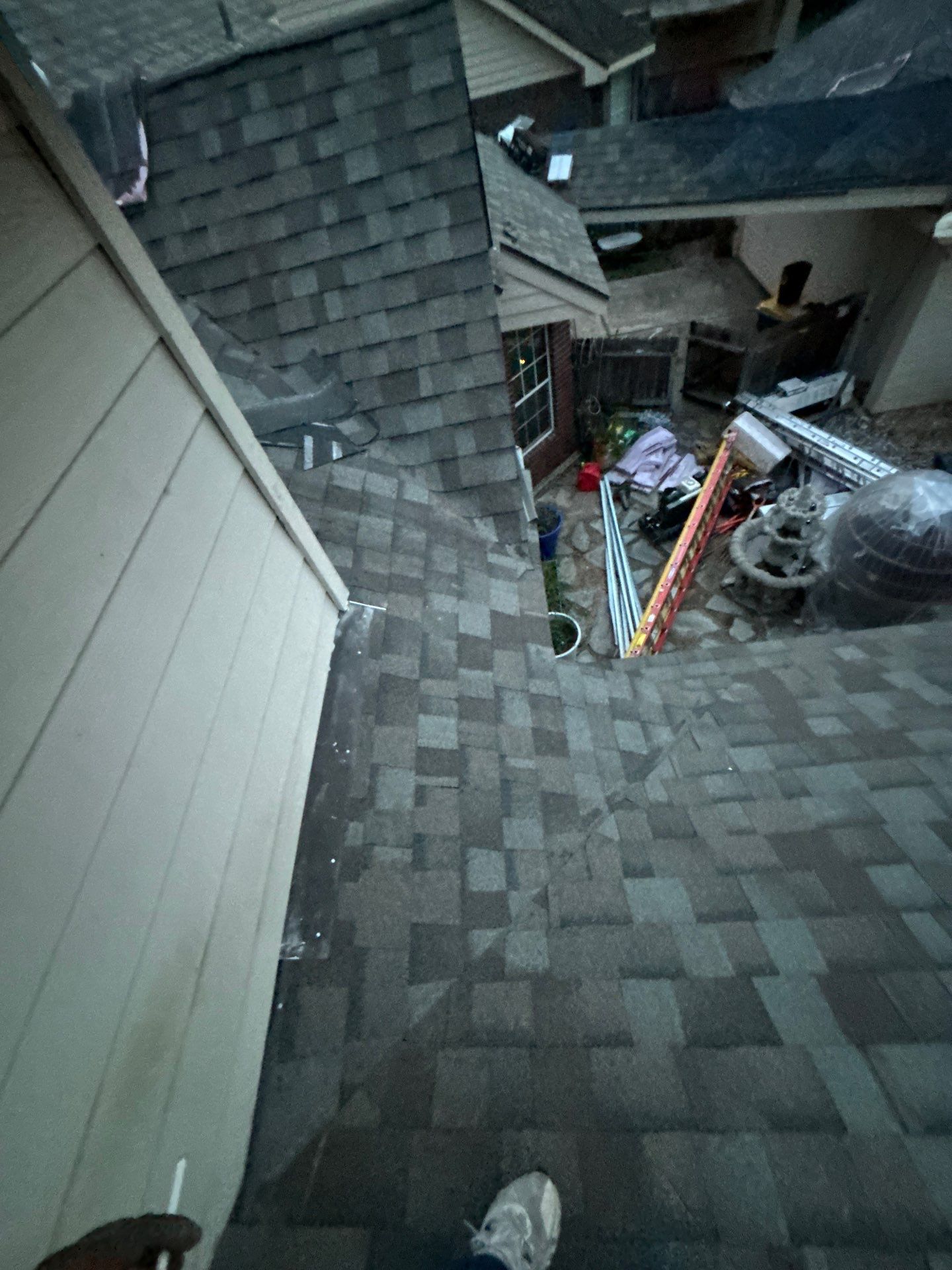 Residential Roofing Installation using Owen's Corning Duration (Lifetime) Shingles by Roof Repair Company