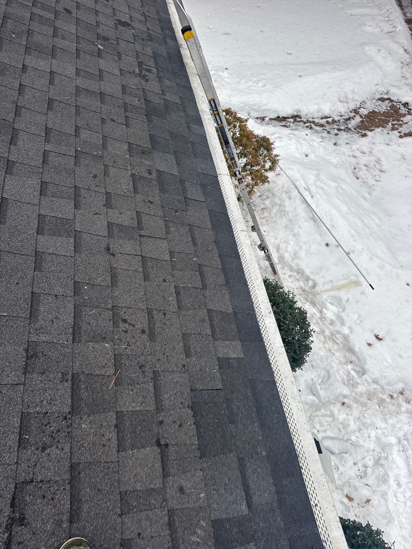 Ice Dam Removal & Snow Removal in Billerica, MA  by Mighty Dog Roofing of Greater Middlesex County