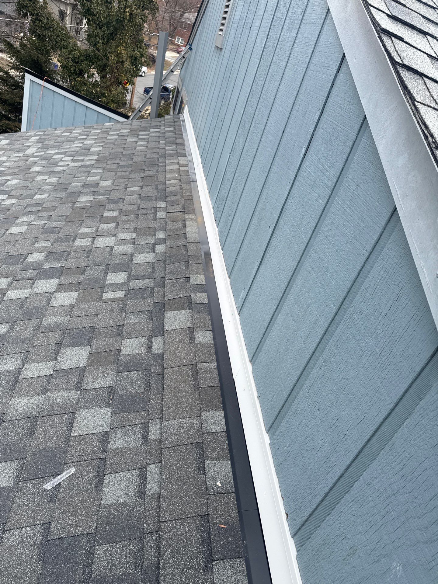 Arlington: Residential Roof Replacement with CertainTeed Landmark Pro in Max Def Georgetown Gray by RM Banning, Inc.