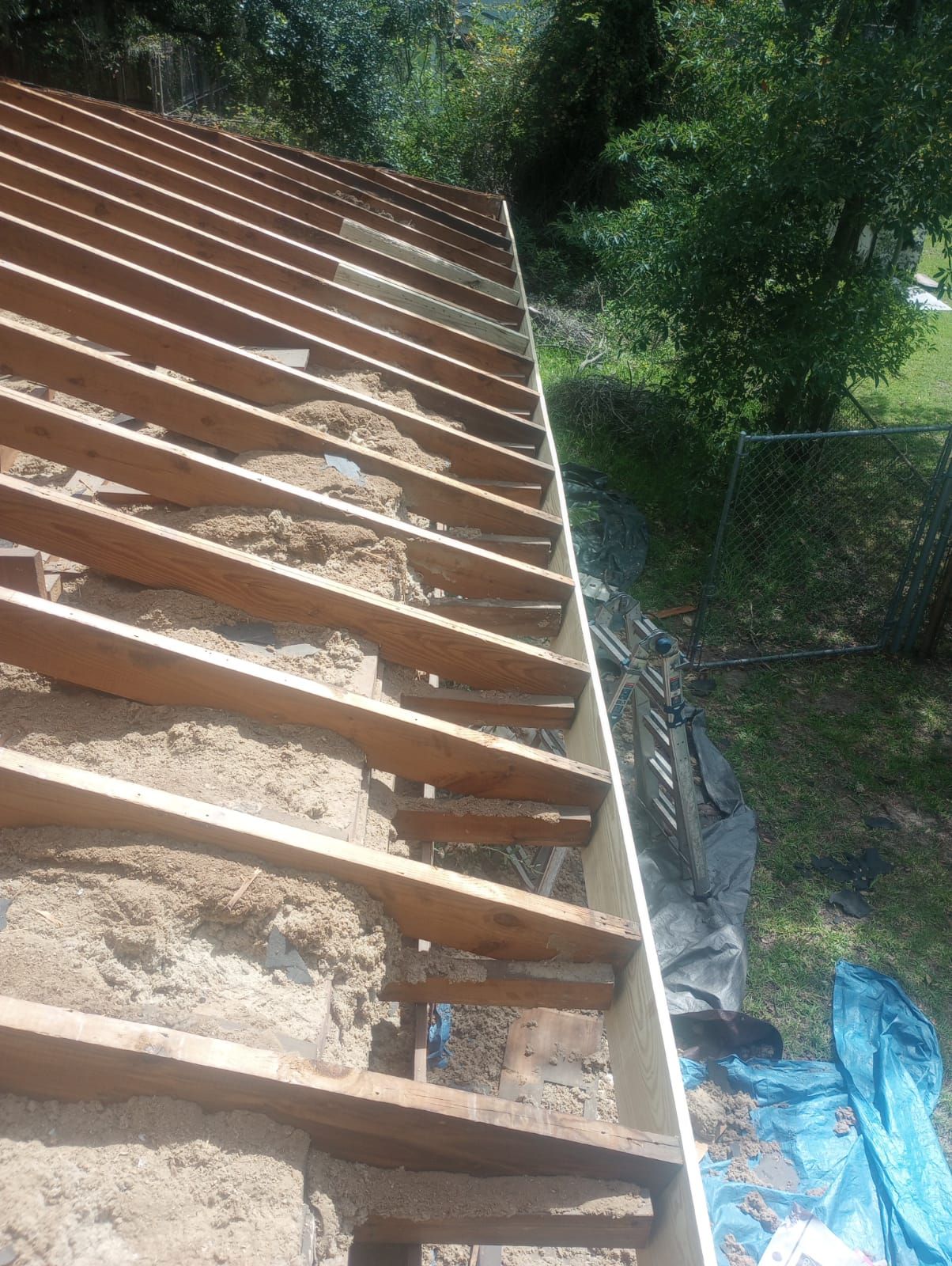 Residential Roofing Installation using Owens Corning Oakridge Estate Grey by Talya Roofing