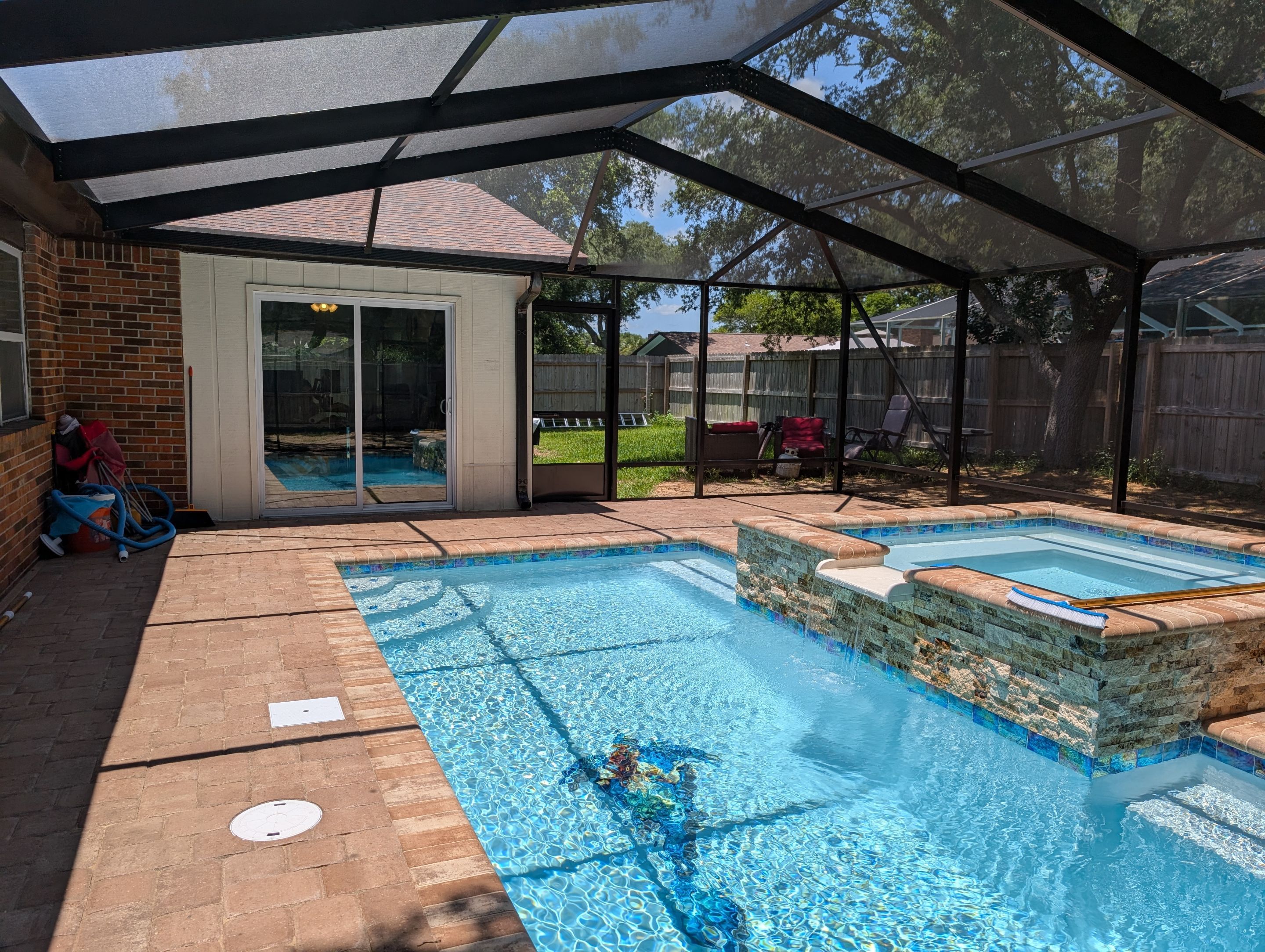 Pool Cage by Titan Sunrooms