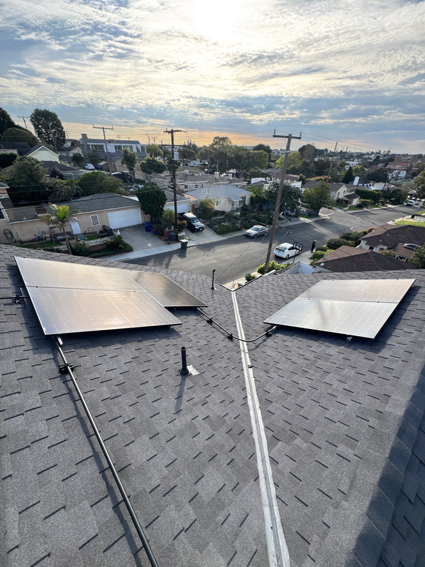 20-Panel Solar System and Tesla Powerwall 3 Installation in El Segundo by AWS Solar