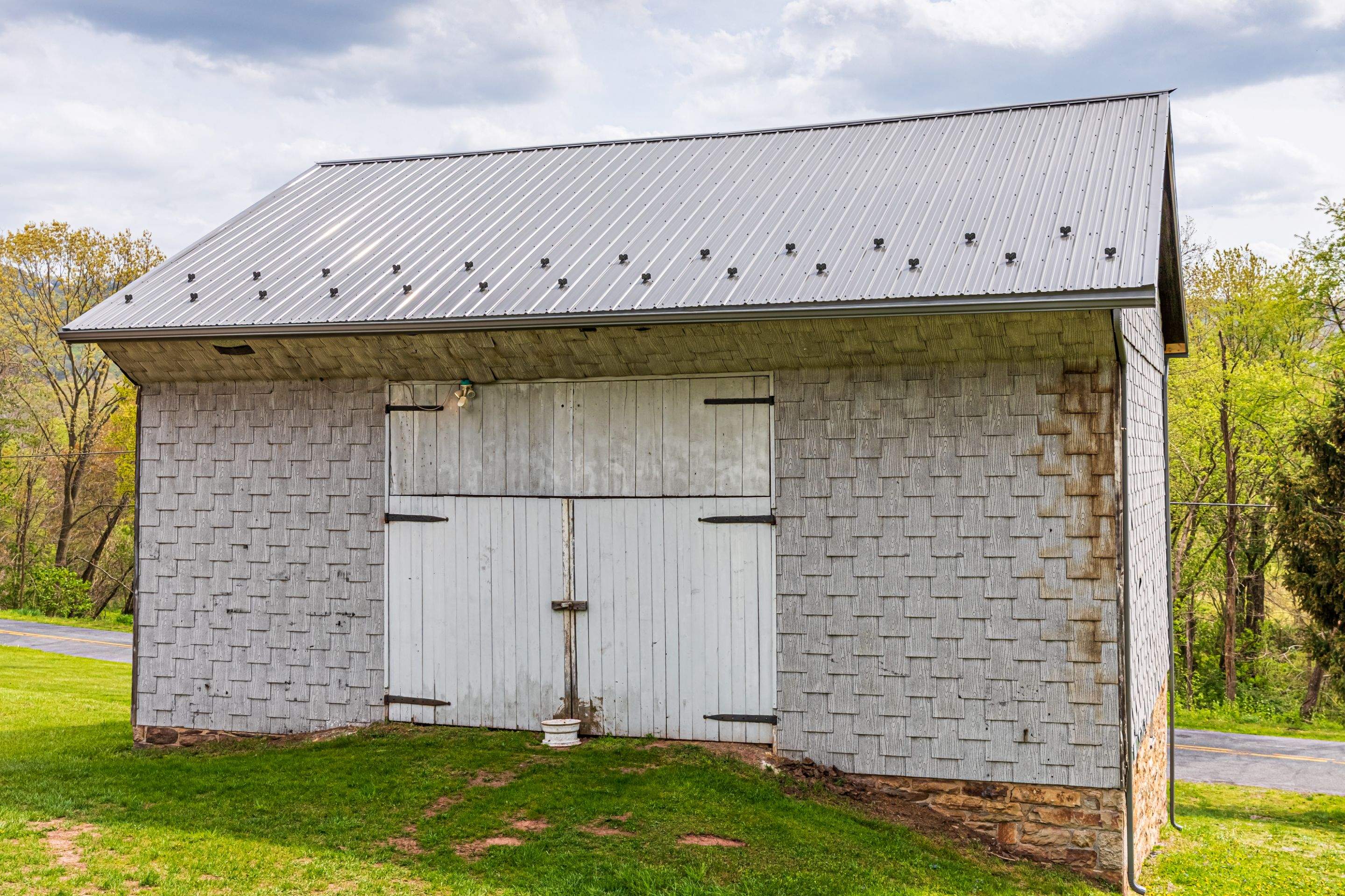 Metal Roof-charcoal by Esh Builders