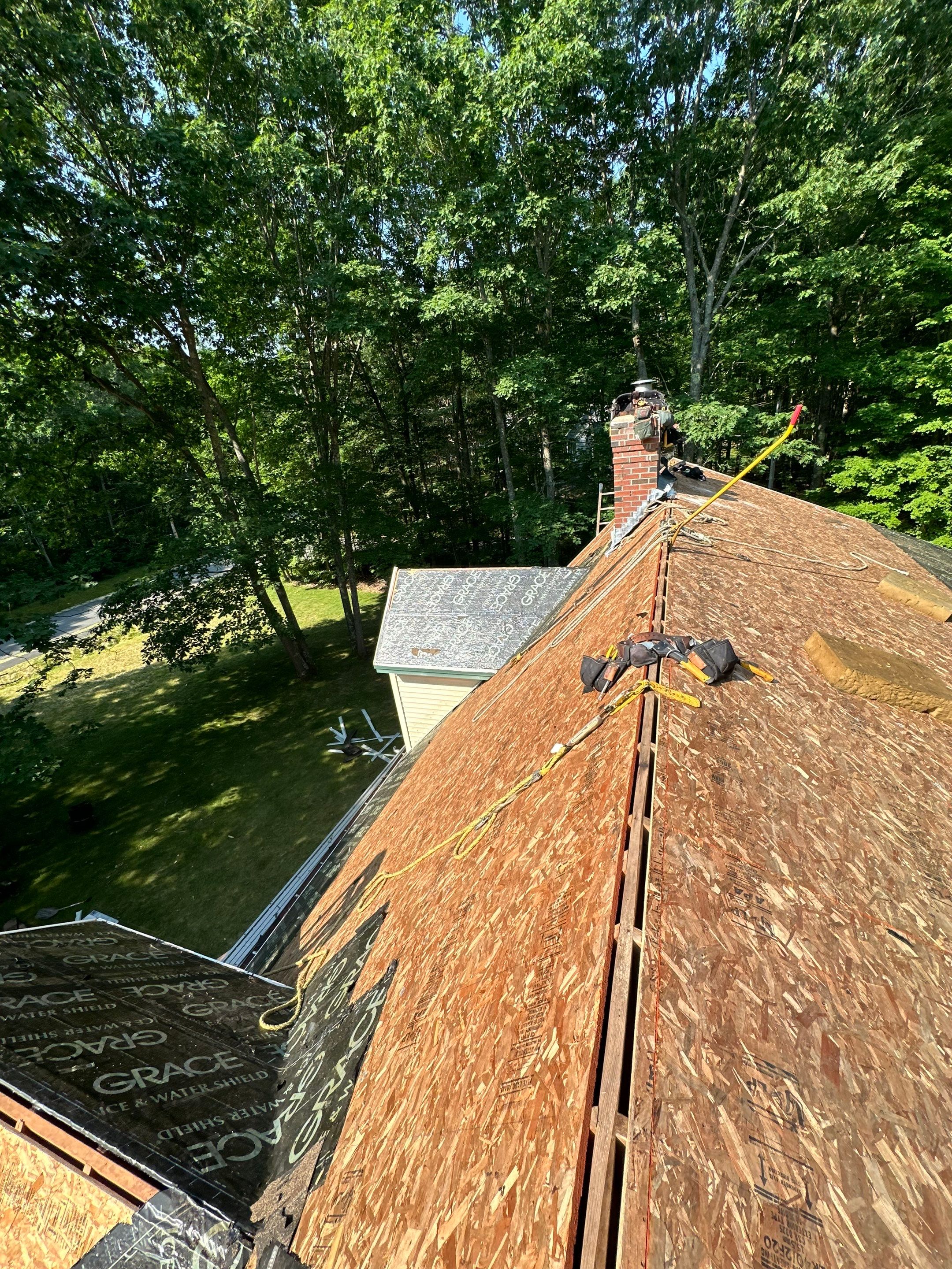 Roof Done in Kennebunk, ME by Tall pine roofing