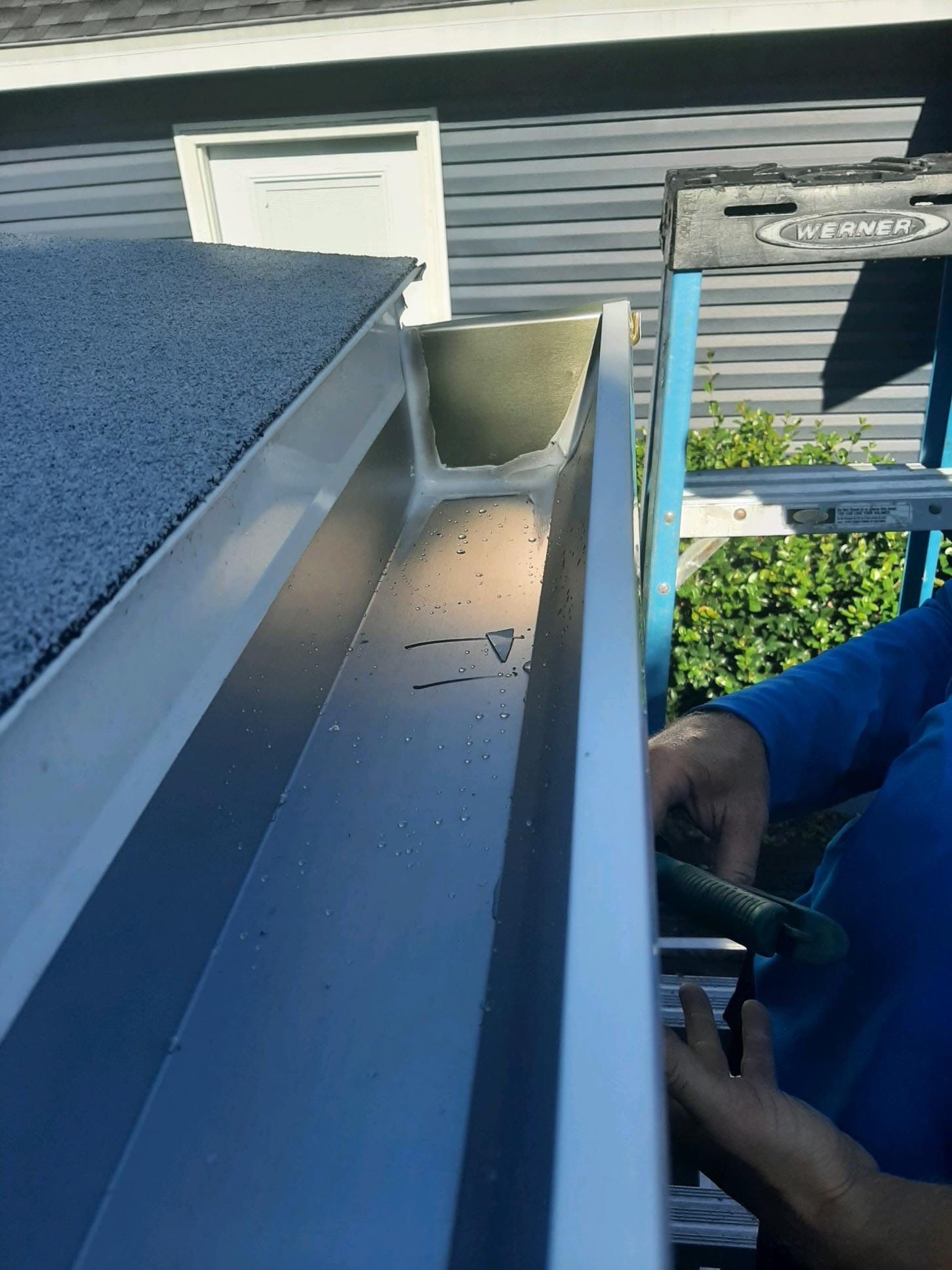 Gutter Installation using K-Style Seamless Gutters by Gutter Professors