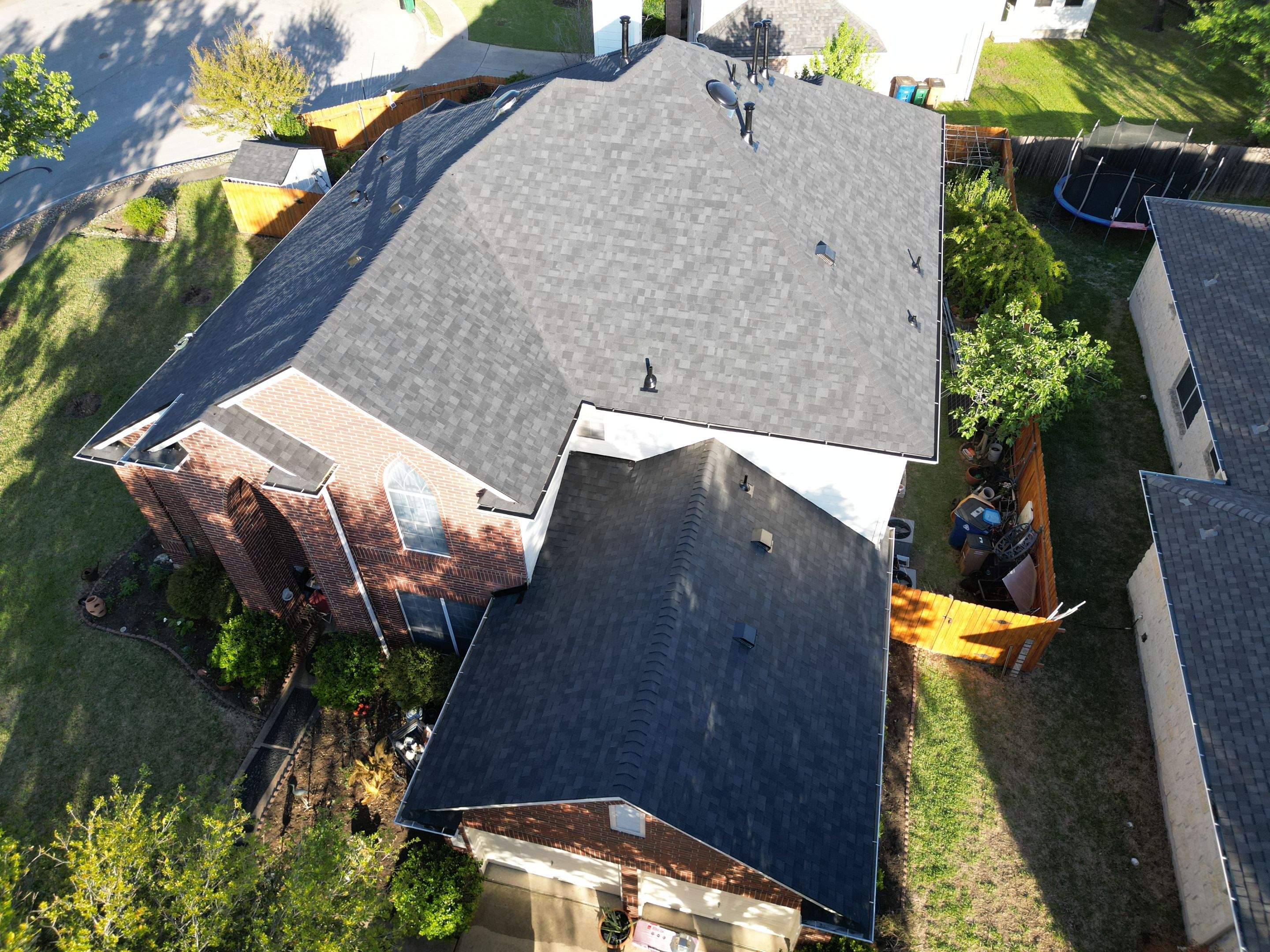 Onyx Black - Owens Corning TruDefinition Duration by RoofsOnly.com