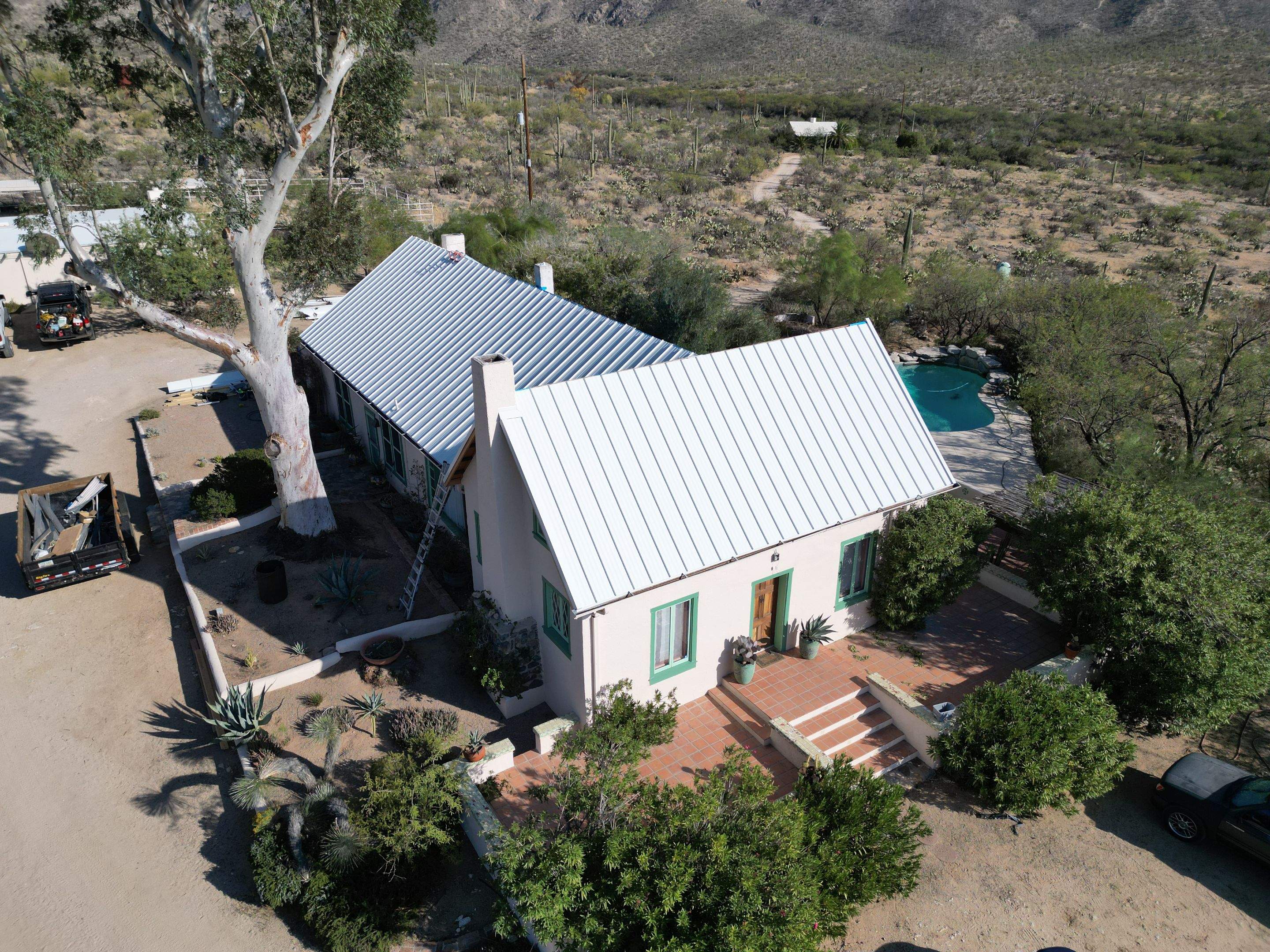 Light Gray Standing Seam by Reimagine Roofing