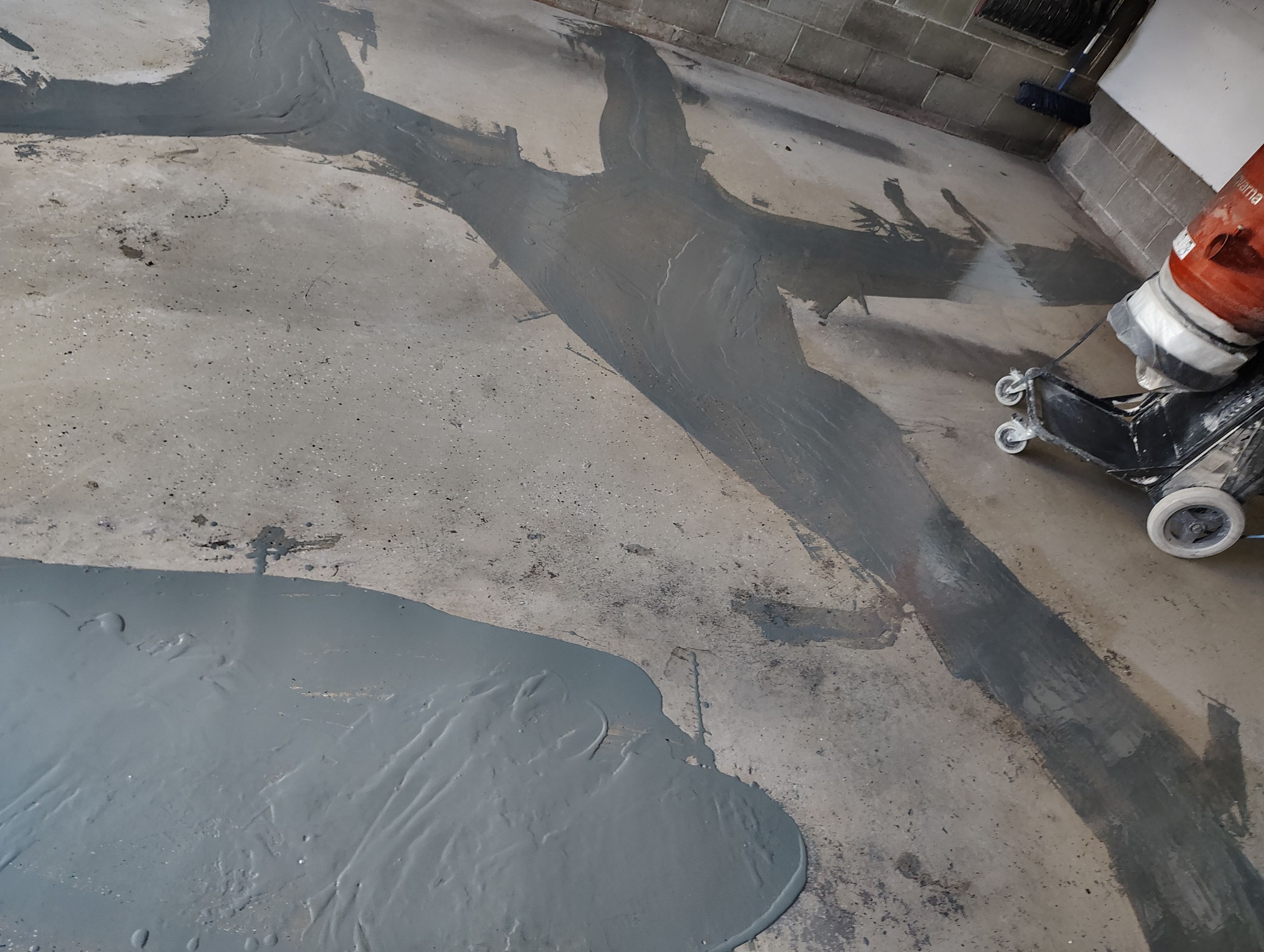 Nightfall Decorative Chip Garage Floor Coating in Luverne, Minnesota by Select Painting, Coatings & Garage Cabinets