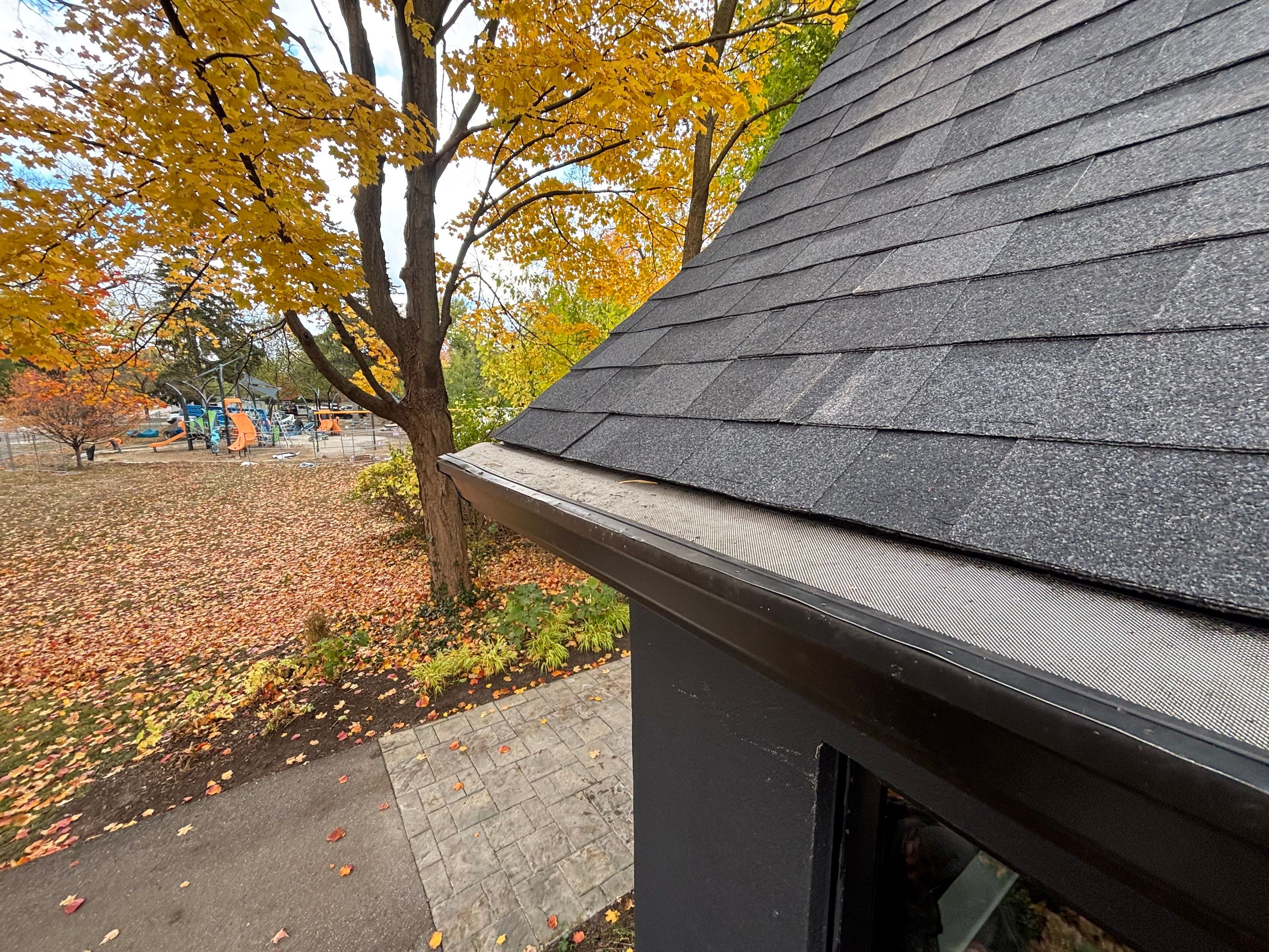 Roof Replacement using Owens Corning Onyx Black by 180 Contractors