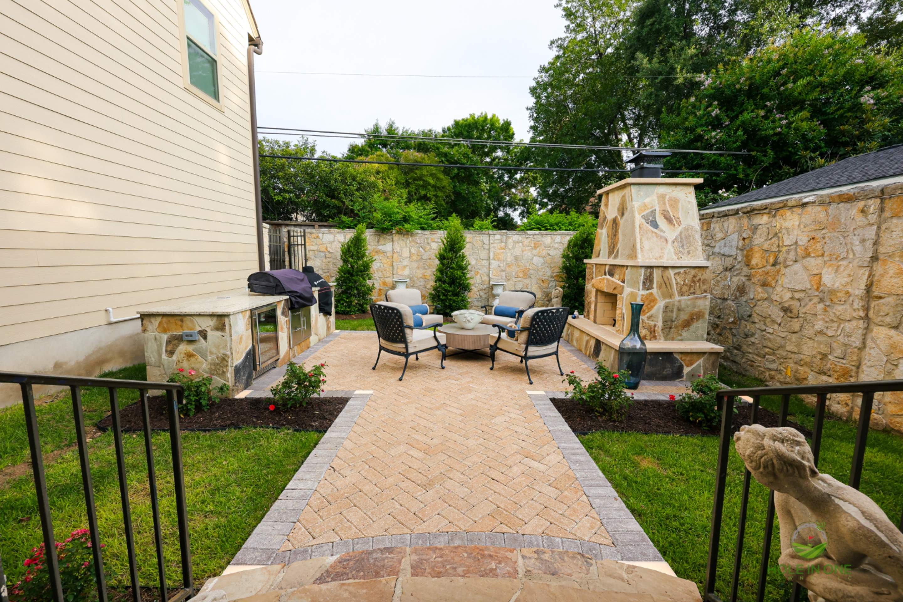 Olmos Park, San Antonio Tx. by Hole In One Lawns, LLC