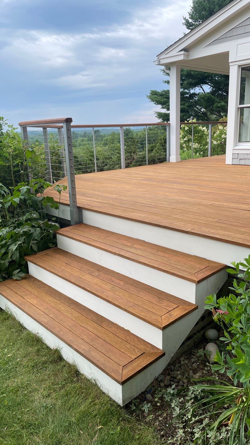 Project in Rockport by NORTH ATLANTIC PAINTING COMPANY 