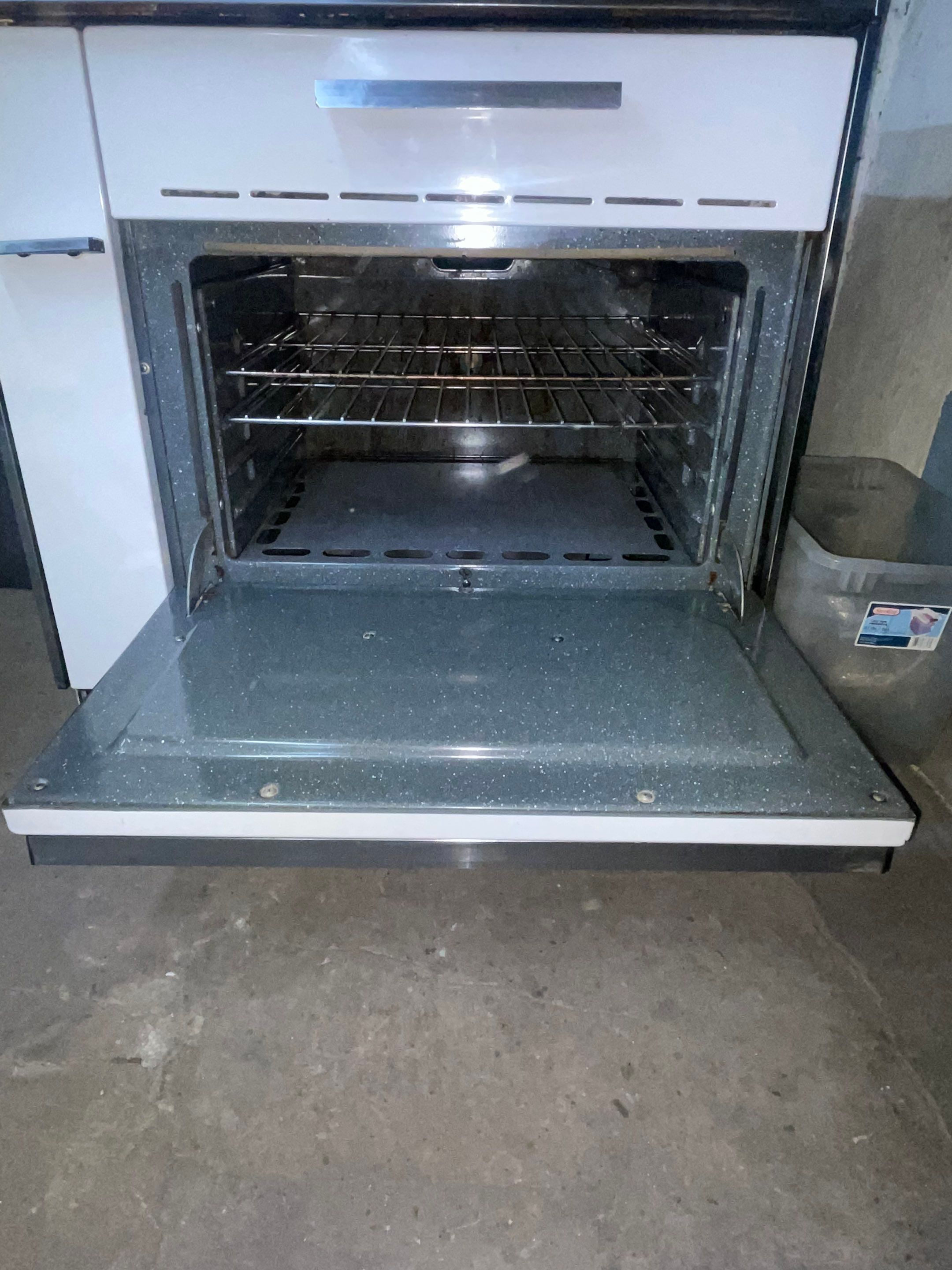 Stoves for Sale as of December 2023 by Belgrove Appliance Inc