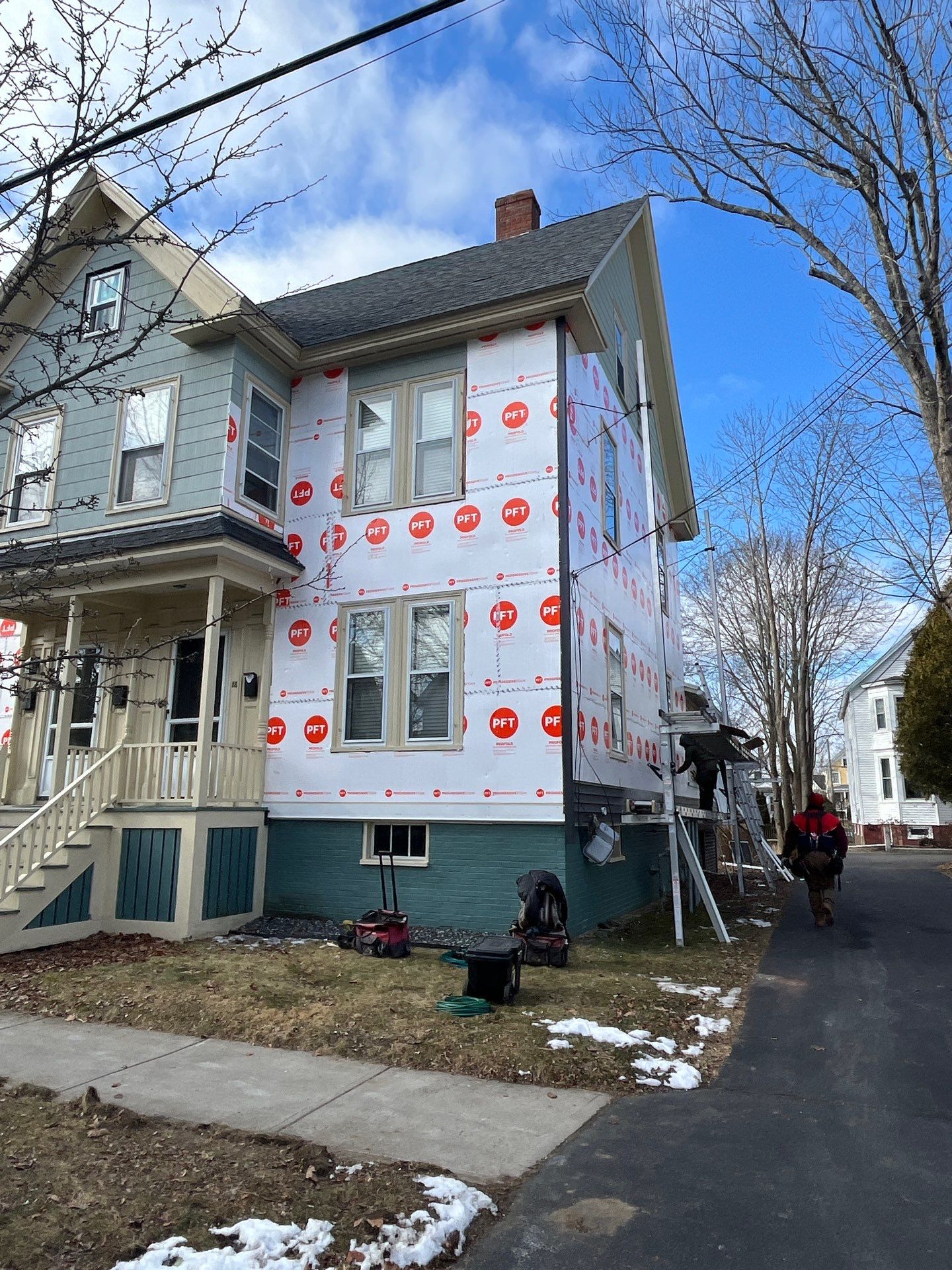 Portsmouth, New Hampshire - Siding Installation by Tall pine roofing