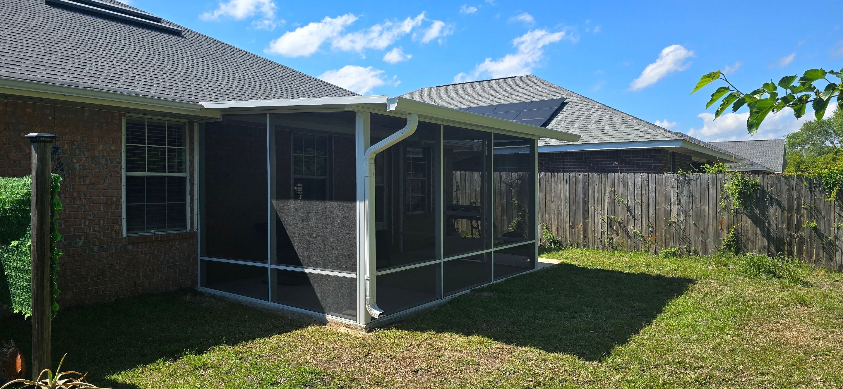 Screen Room in Gulf Breeze by Titan Sunrooms