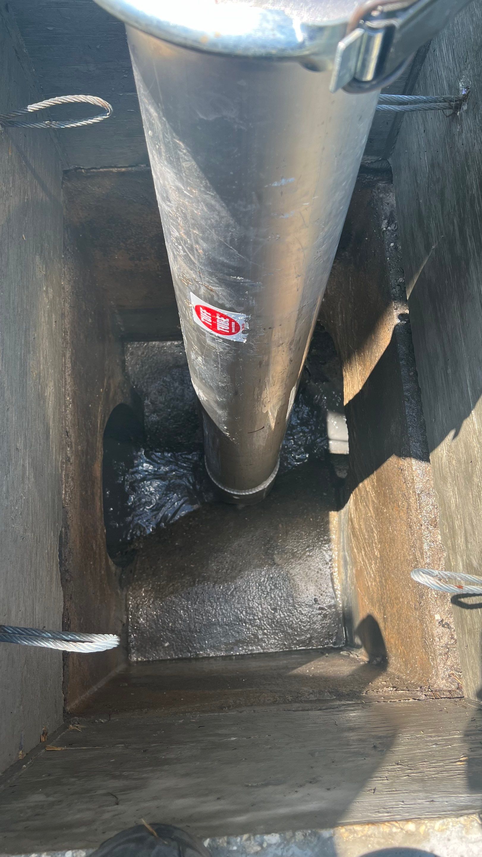 Naples Sunbelt Stormwater Catch Basin Cleaning by APS Power & Water