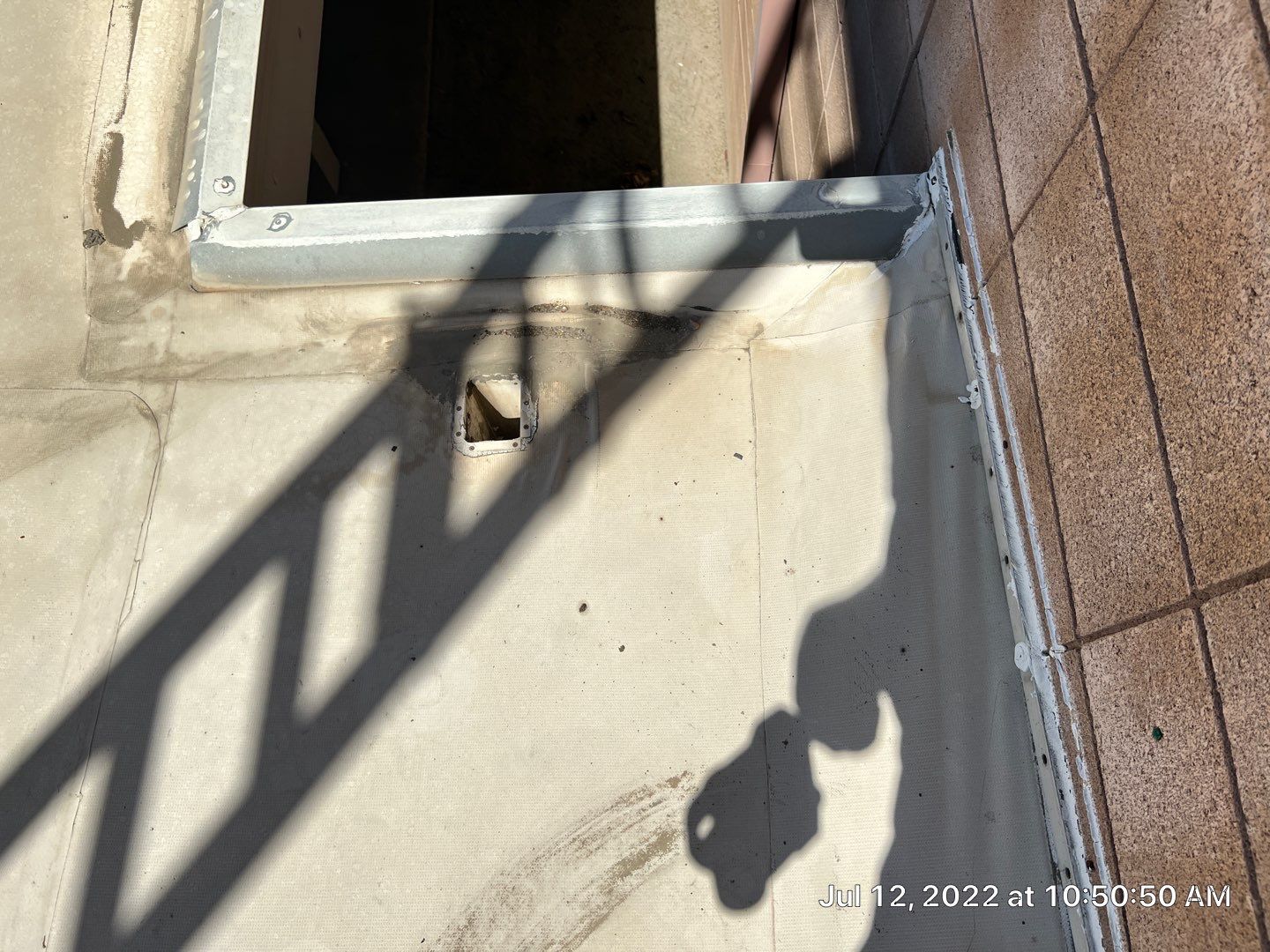 MR Roofing system using Benchmark/PUMA XL coatings over TPO single-ply roofing by Straight Edge Roofing Inc