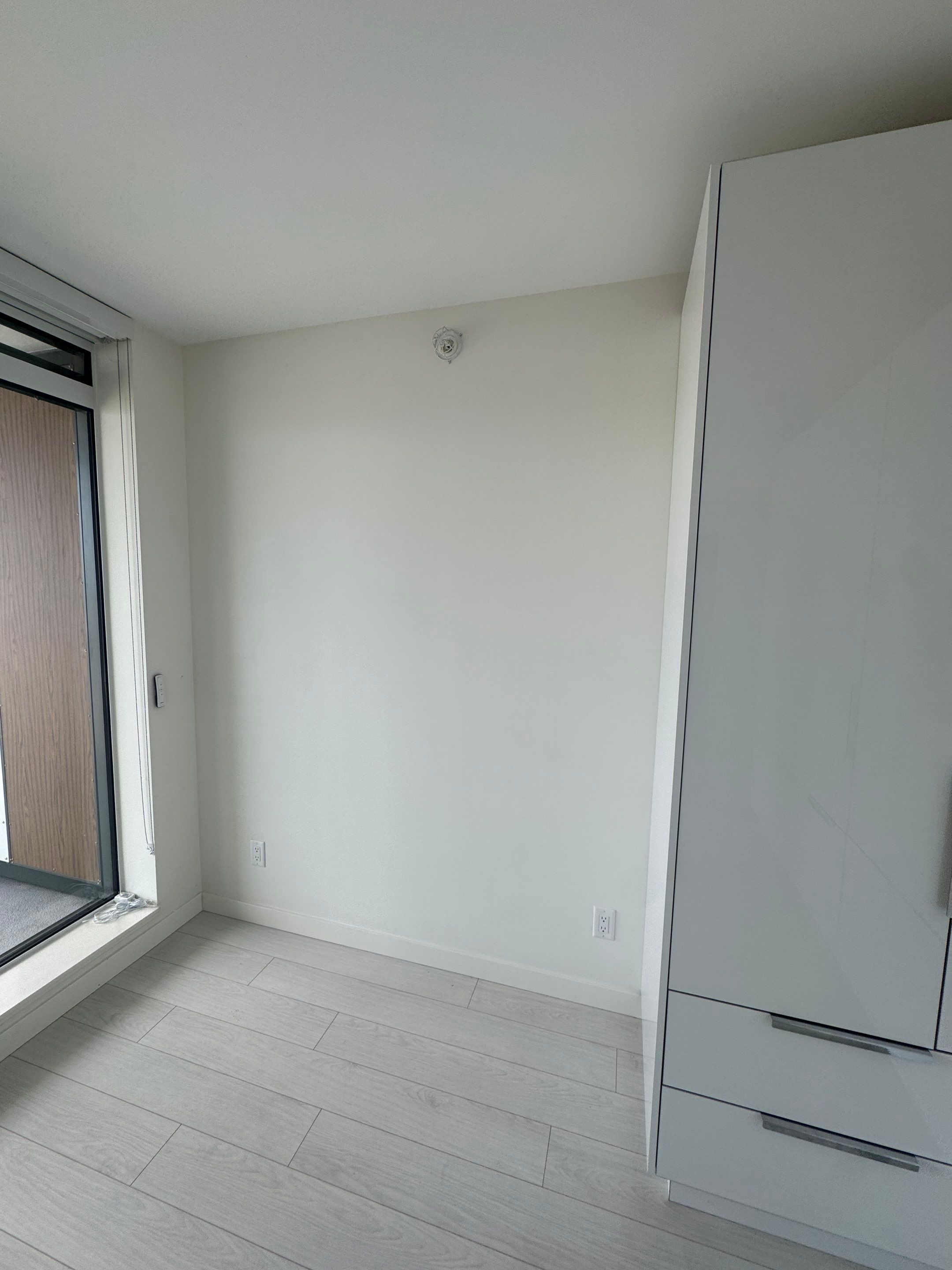 Moveout Repair - Sycamore-The Independent Tower by YVR Construction Group