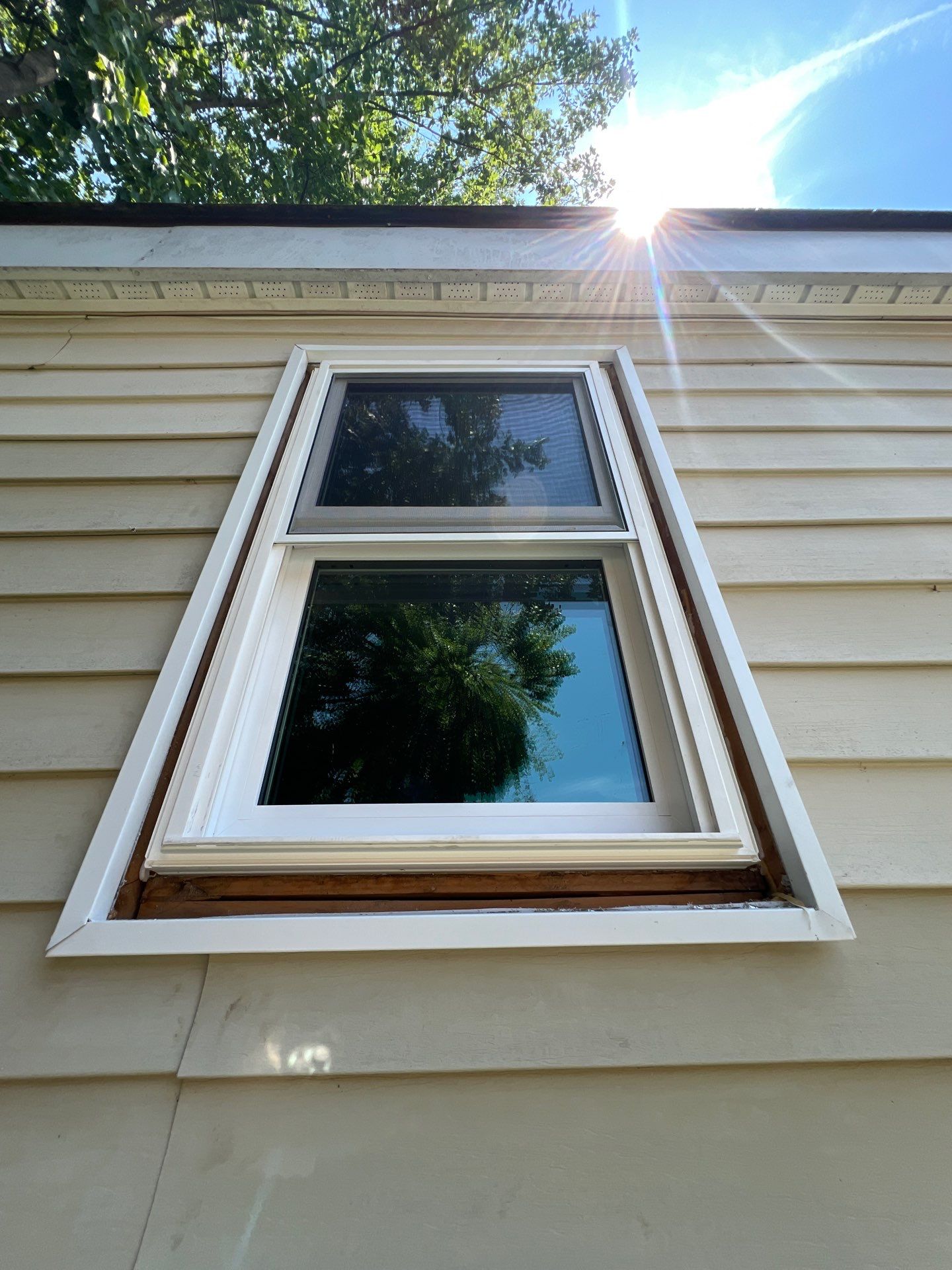 17 windows, 2 Entry doors and 1 Storm door by Window Depot of Annapolis