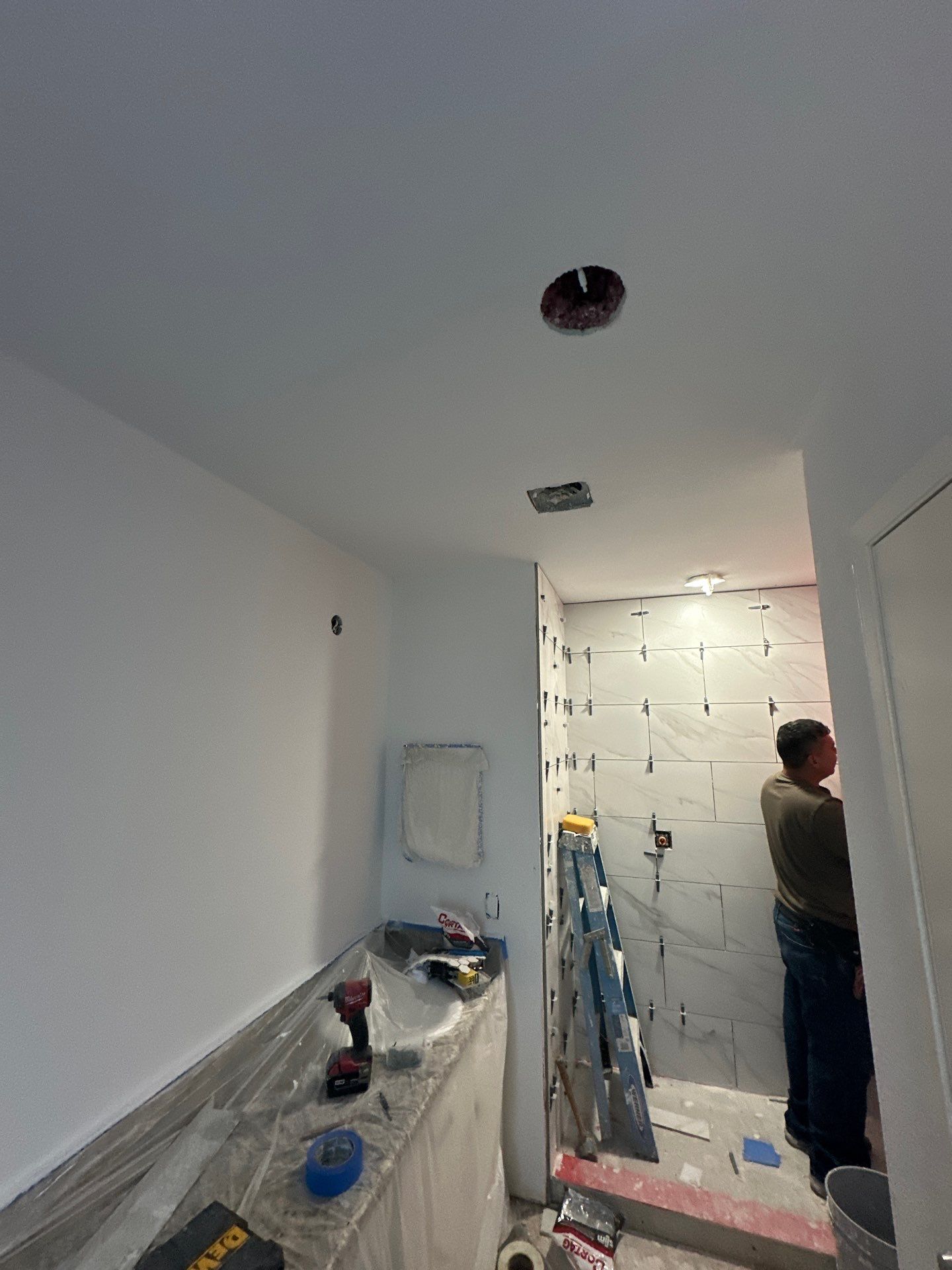 Bathroom and Facelift in The Woodlands by SophAlx LLC