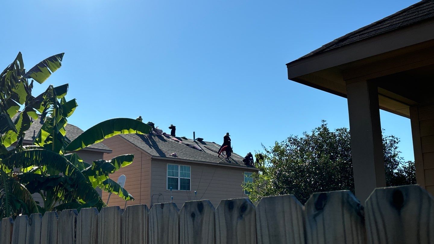 Residential Roofing Installation using Owen's Corning Duration (Lifetime) Shingles by Roof Repair Company