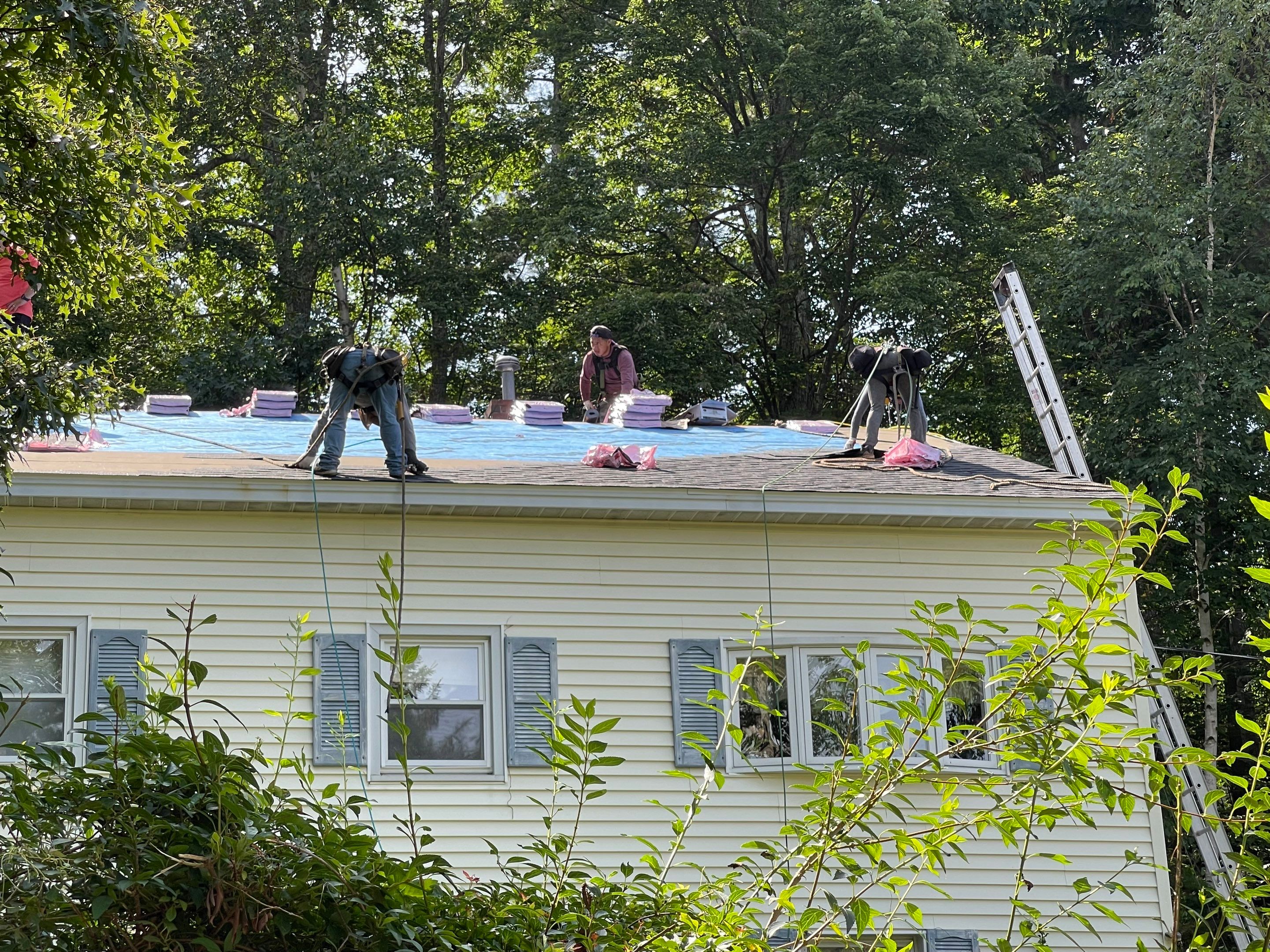 Residential Roofing Installation using Owens Corning TruDefinition by Sensible Home Solutions