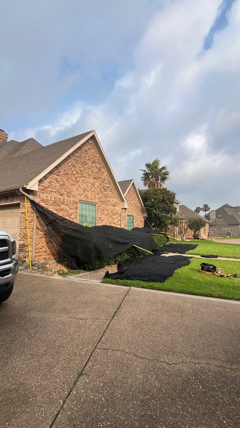 Residential Roofing Installation using Owens Corning Duration Tru Defintion Peppercorn by Galvan Roofing and Construction