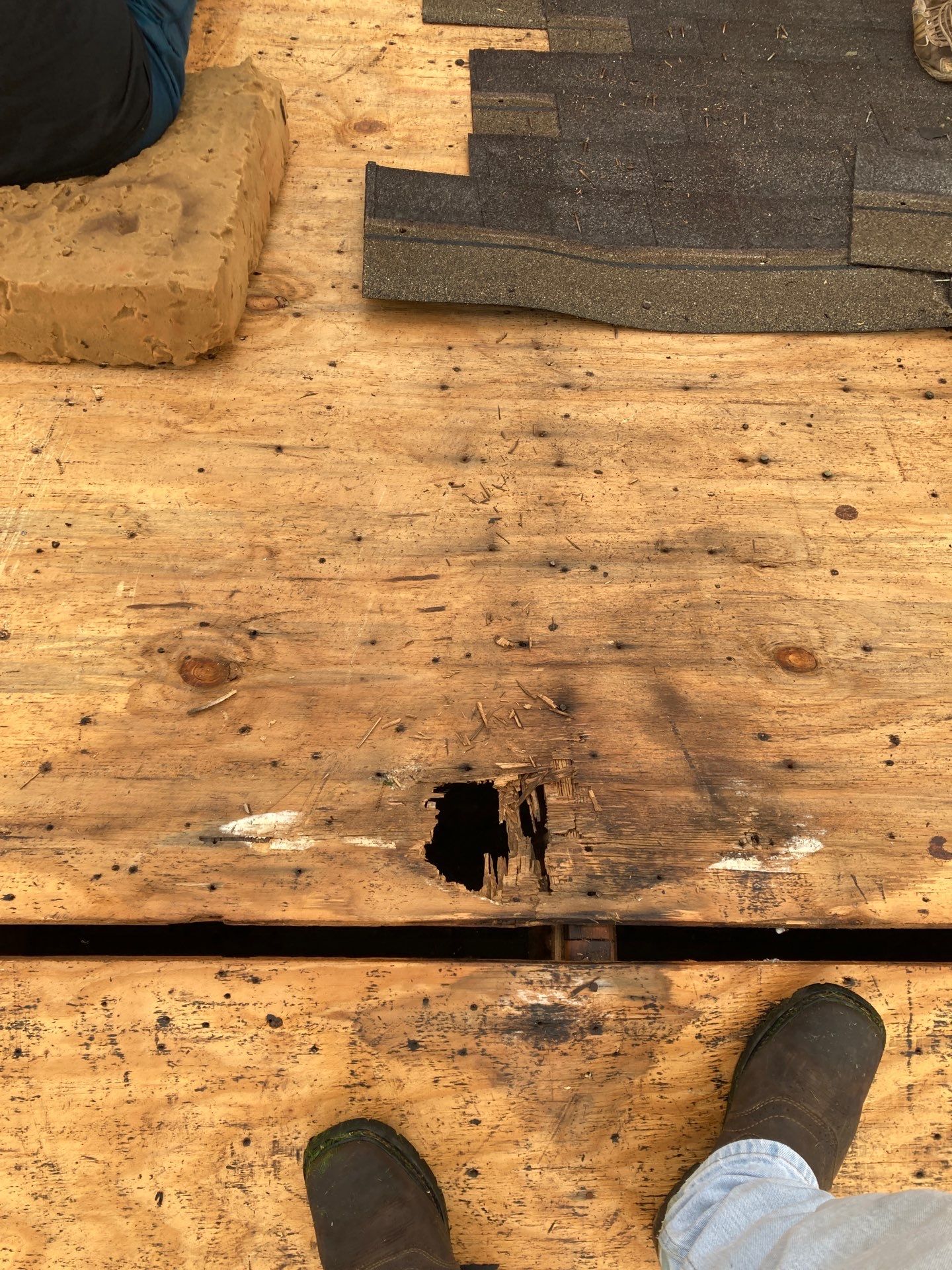 Residential Roofing Installation using GAF Timberline HDZ Pewter Gray by Rainstoppers Roofing