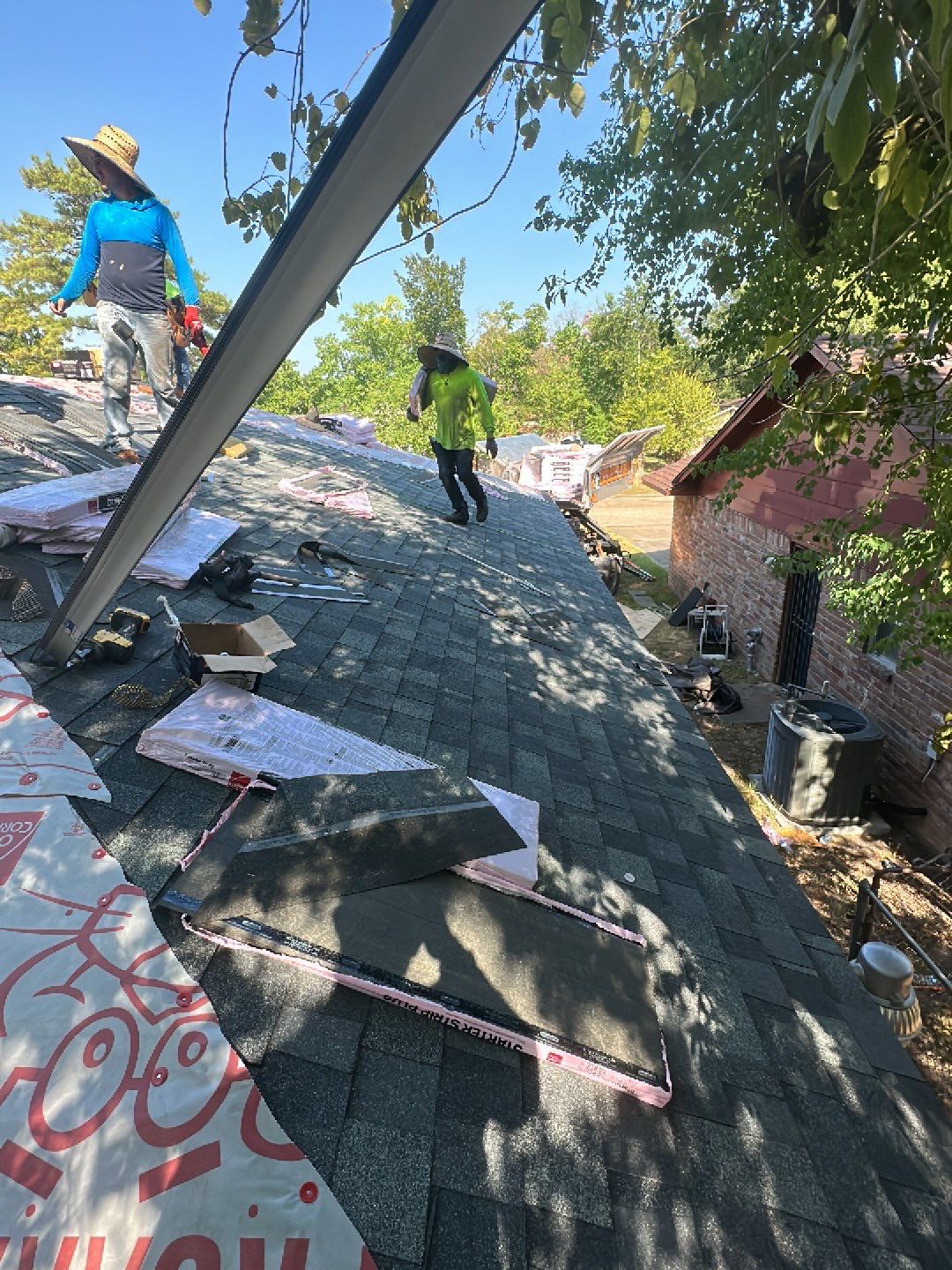 Residential Roofing Installation using Owen's Corning Duration (Lifetime) Shingles by Roof Repair Company